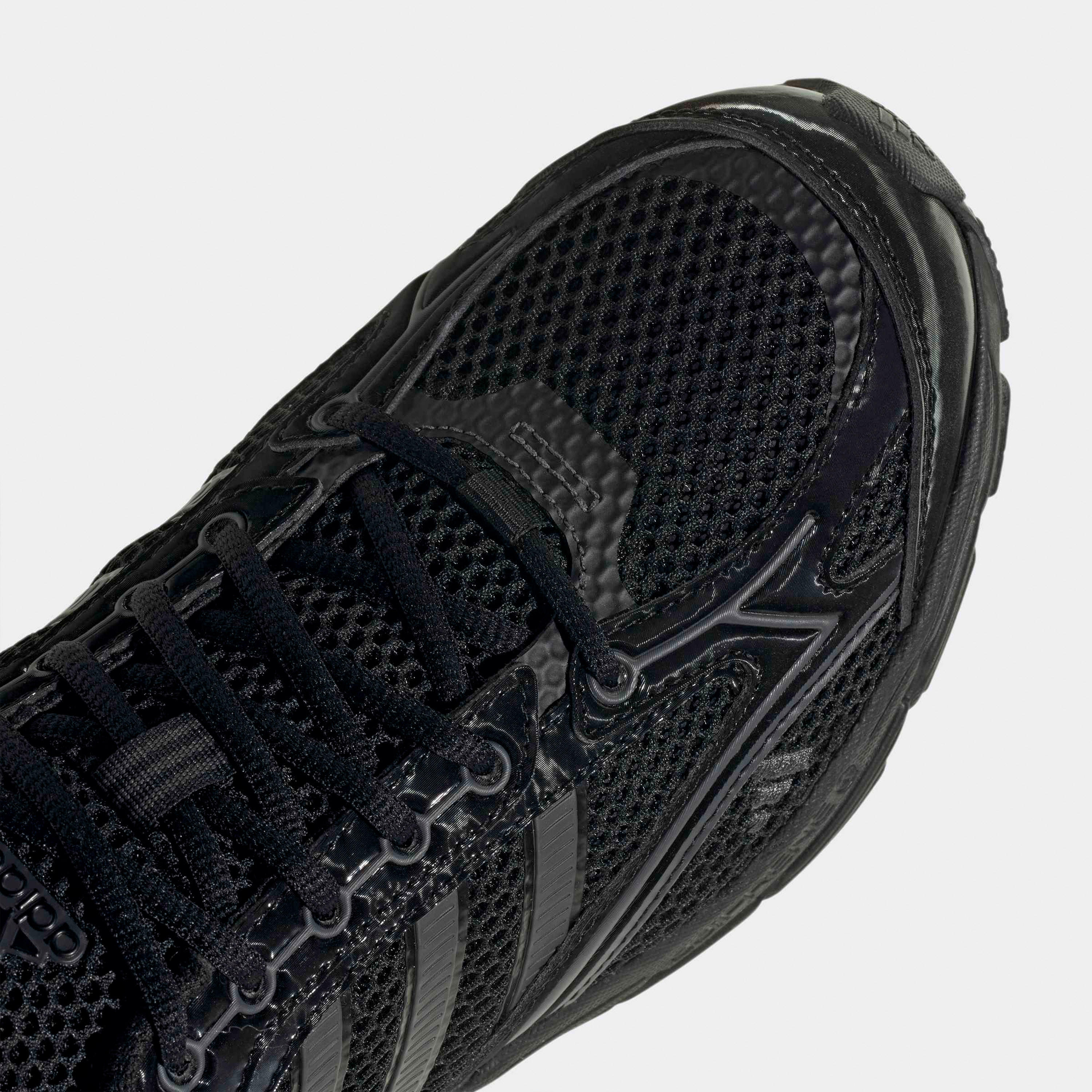 Adidas Men Spiritain 2000 Lace-Up Sports Shoes-sports-men-shoes-image-6