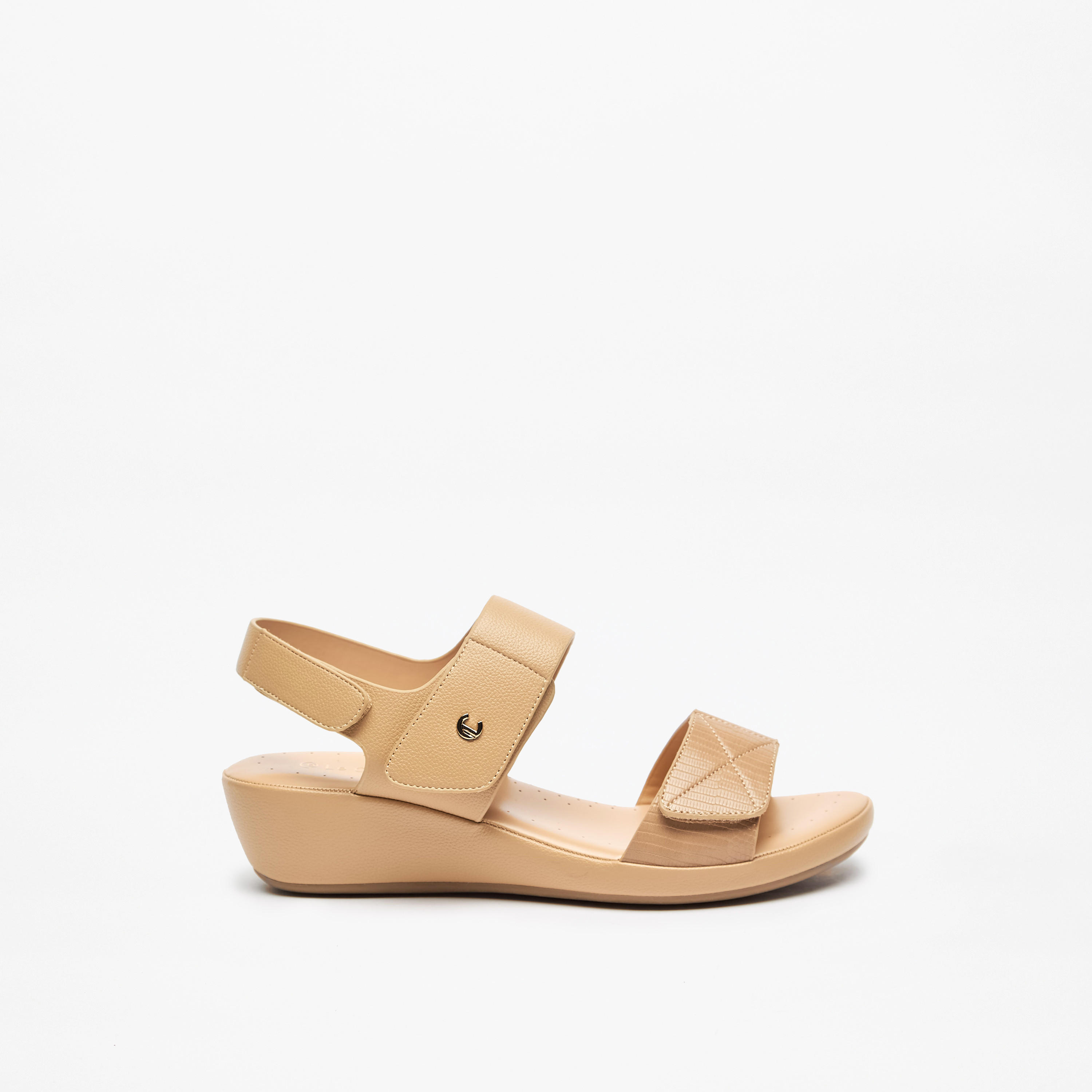صندل مريح سهل الارتداء بارز الملمس بشريط إغلاق لاصق من لو كونفورت -women-shoes-sandals-heeled-image-9