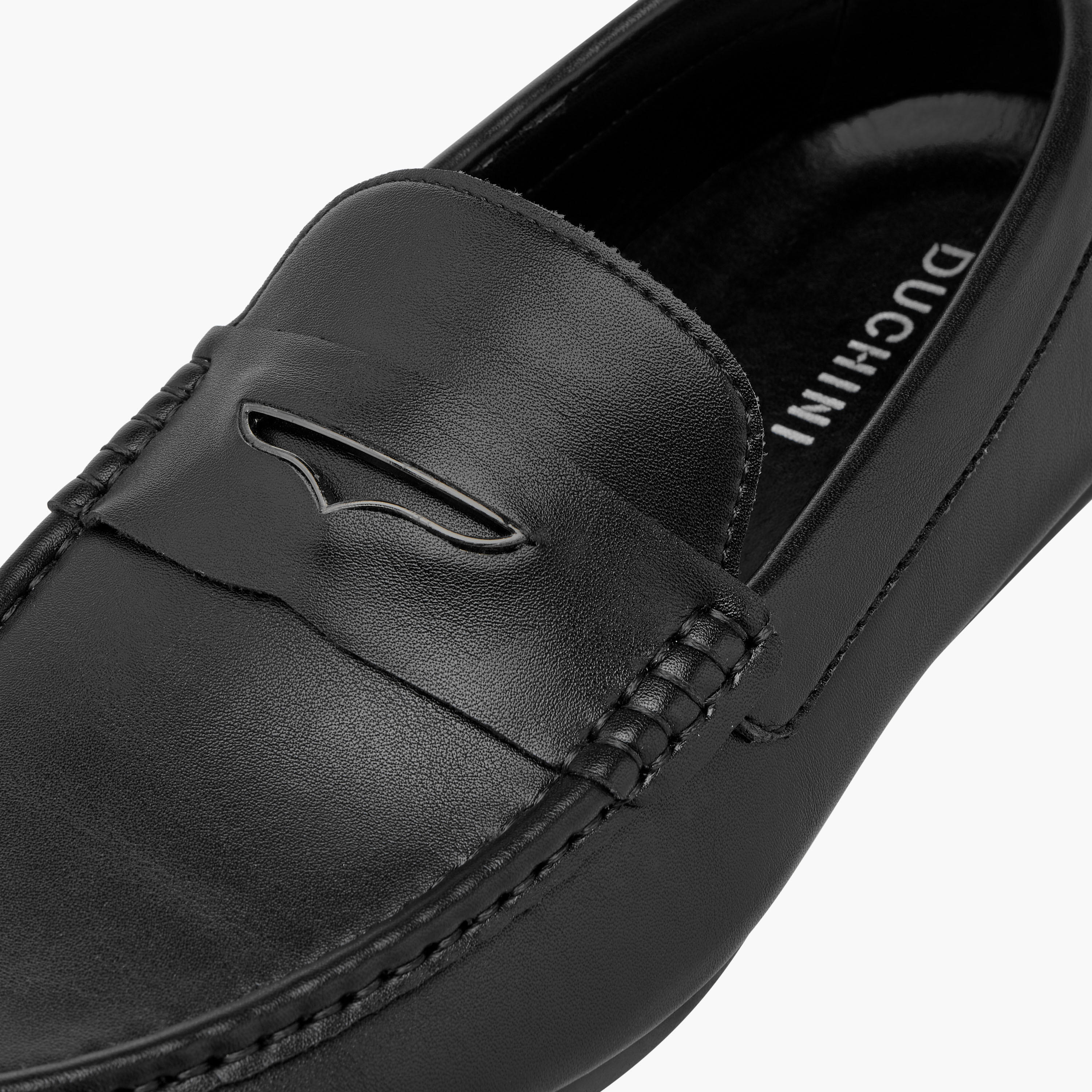 Duchini Men's Solid Slip-On Moccasins with Cutout Detail-men-shoes-loafersandmoccasins-image-4