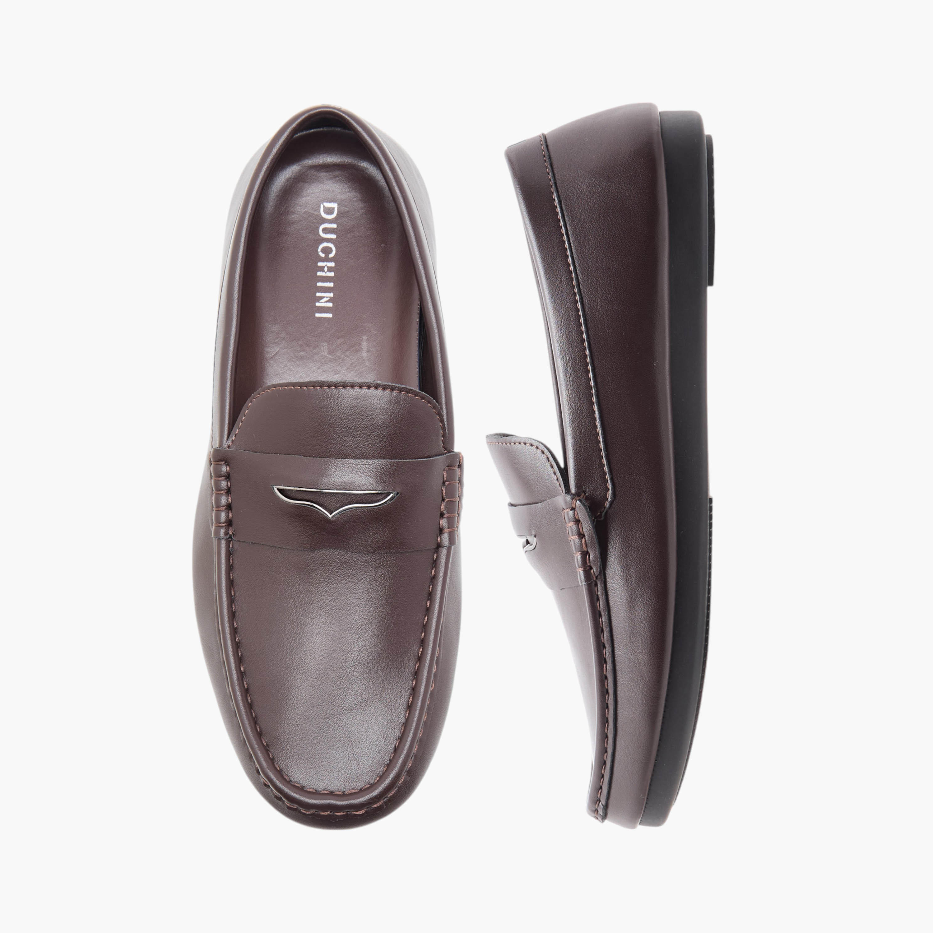 حذاء موكاسين سادة سهل الارتداء بتفاصيل مفرّغة للرجال من دوتشيني-men-shoes-loafersandmoccasins-image-1
