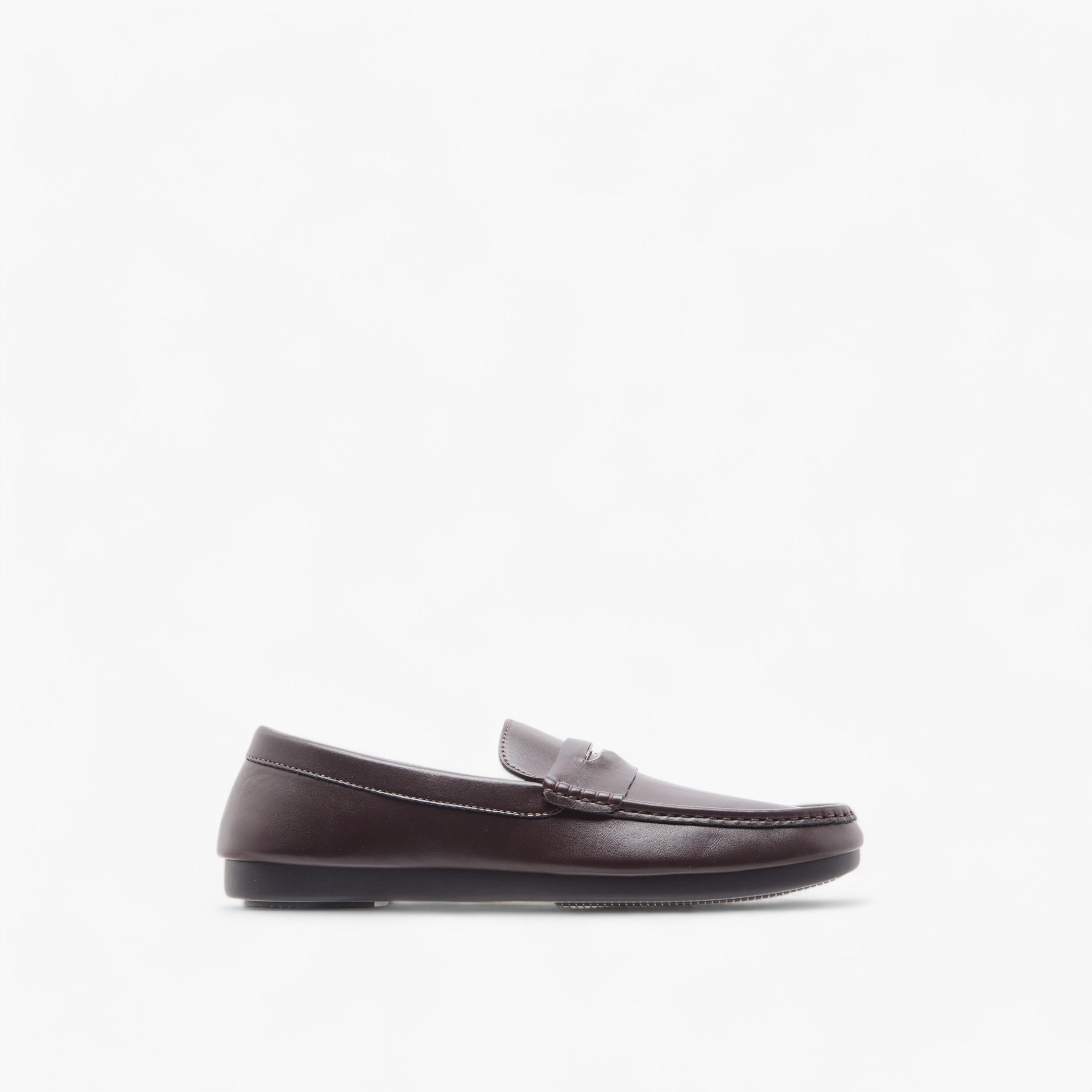 حذاء موكاسين سادة سهل الارتداء بتفاصيل مفرّغة للرجال من دوتشيني-men-shoes-loafersandmoccasins-image-3