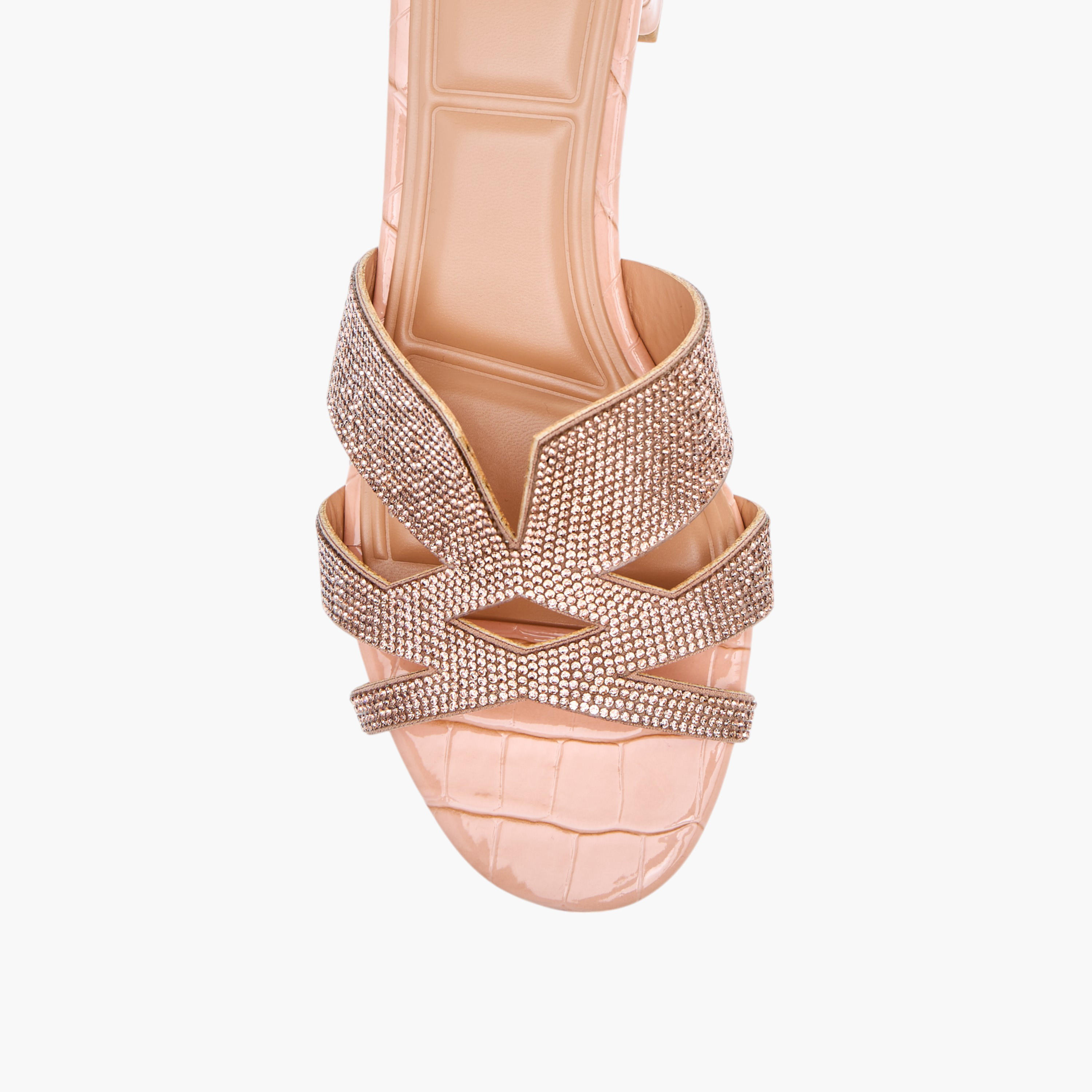 صندل مزيّن سهل الارتداء بكعب سميك للنساء من سيليست-women-shoes-sandals-heeled-image-9