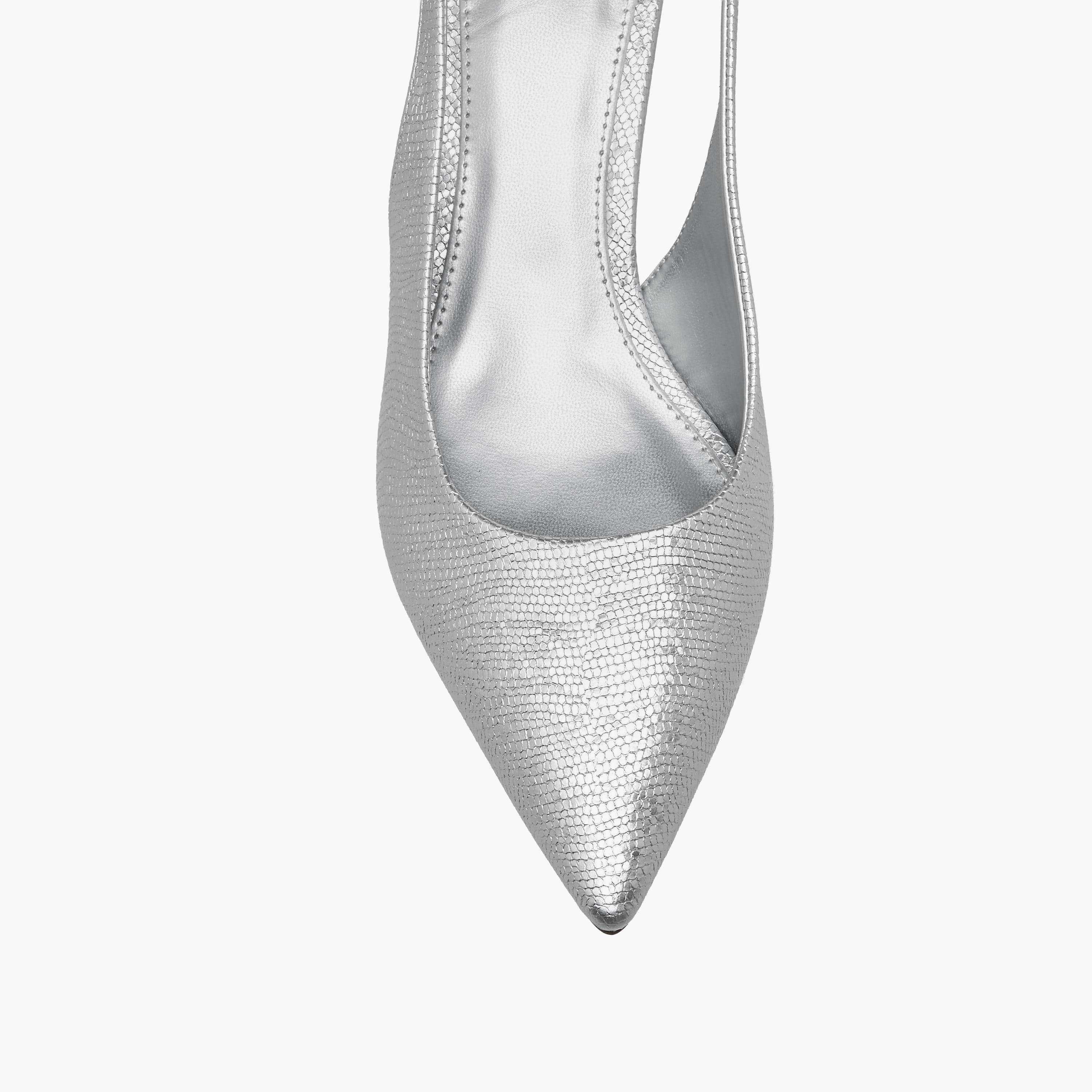 صندل بكعب غير متماثل للنساء من فلورا بيلا-women-shoes-heels-image-4