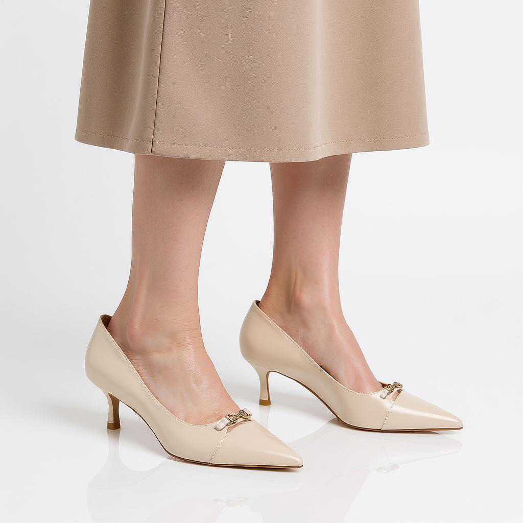 حذاء كلاسيكي سهل الارتداء سادة بكعب صغير من سيليست-women-shoes-heels-image-2
