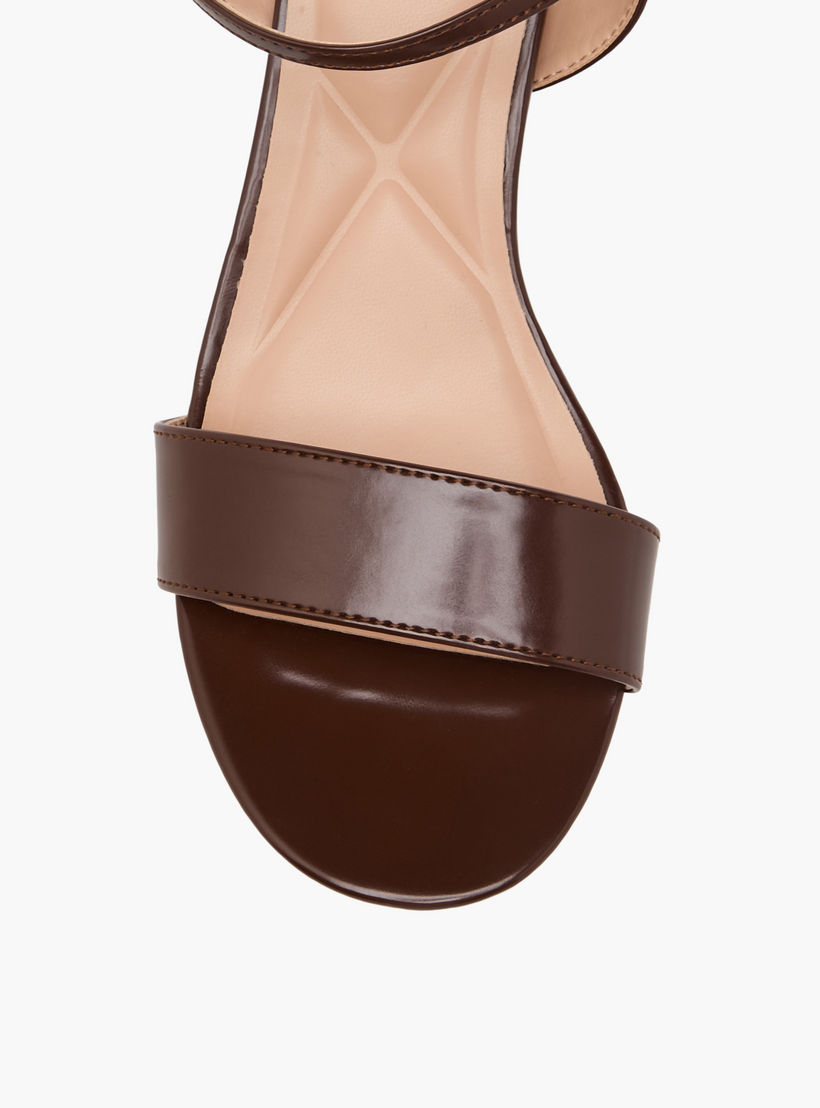 صندل بحزام كاحل وكعب سميك للنساء من سيليست-women-shoes-sandals-heeled-image-4