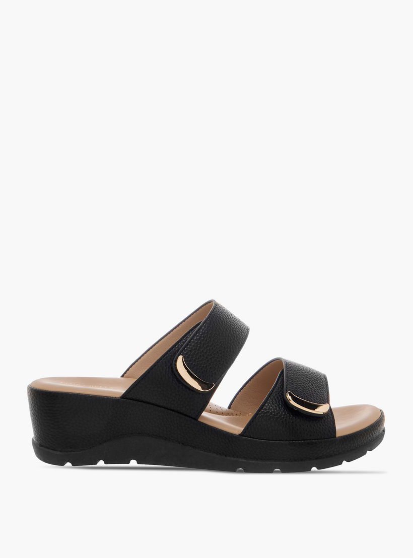 صندل مريح سهل الارتداء بارز الملمس من فلورا بيلا-women-shoes-sandals-heeled-image-3