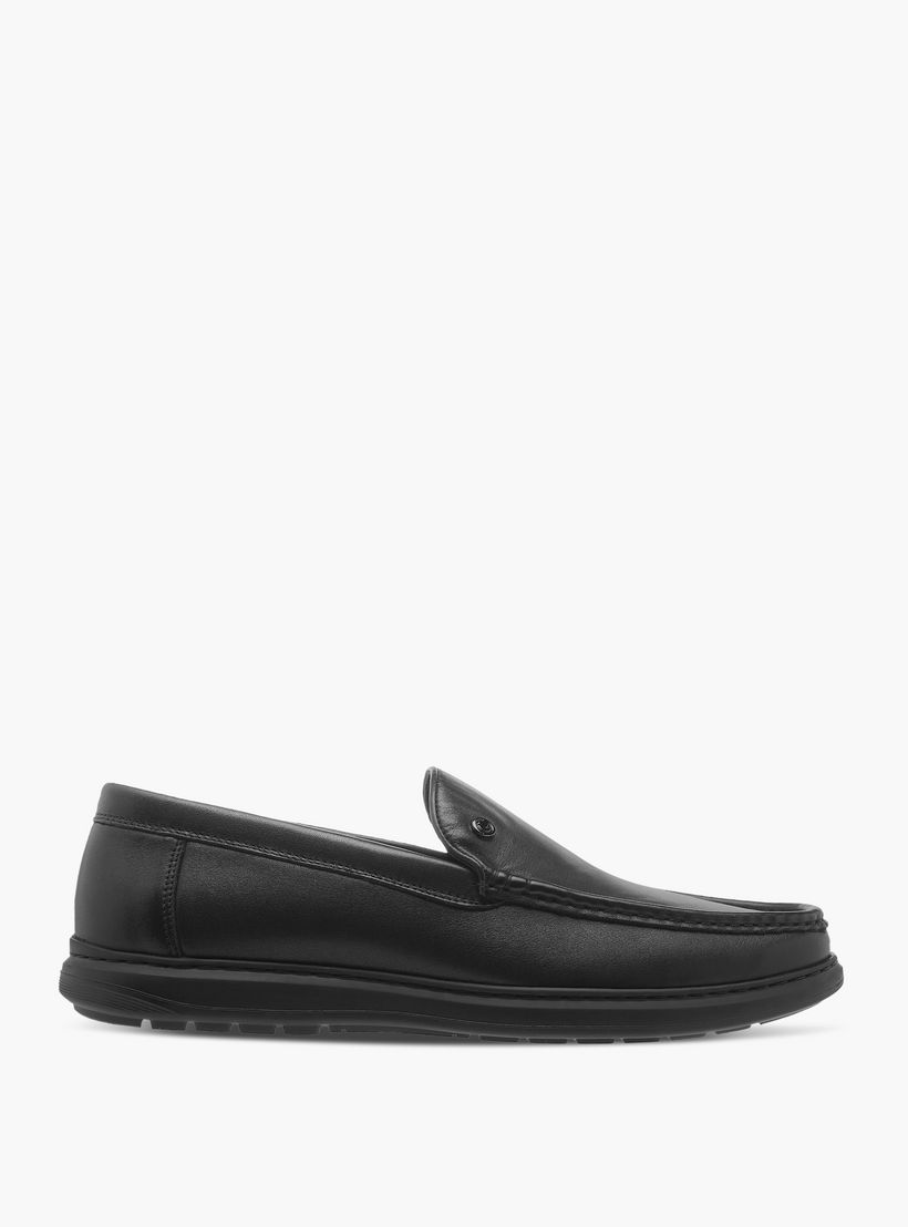 Le Confort Solid Slip-On Comfort Moccasins-men-shoes-loafersandmoccasins-image-3