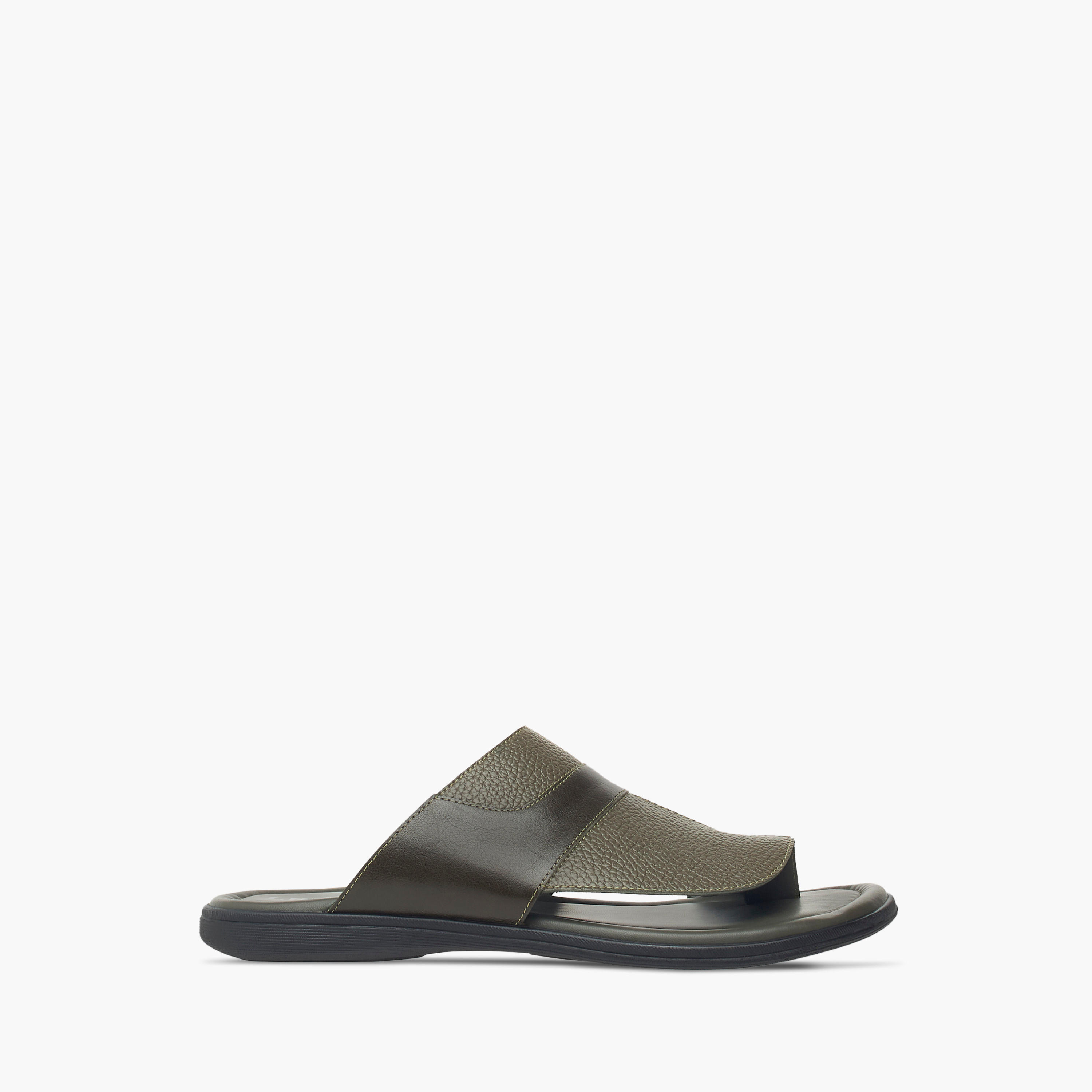 LBL by Shoexpress Textured Slip-On Arabic Sandals-cpmen-footwear-sandals-image-2