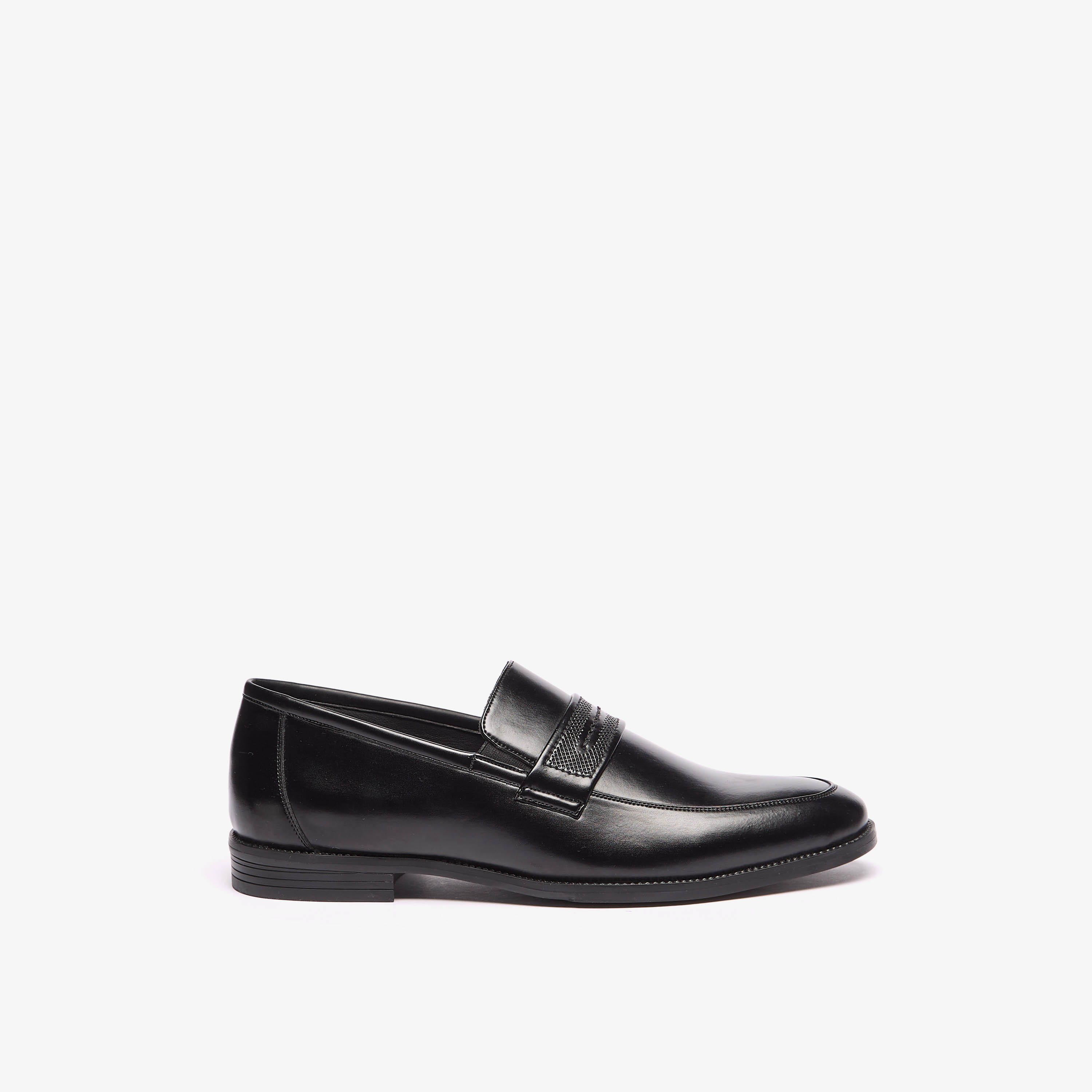 حذاء سادة سهل الارتداء من إل بي إل من شو إكسبرس-men-shoes-formalshoes-image-3