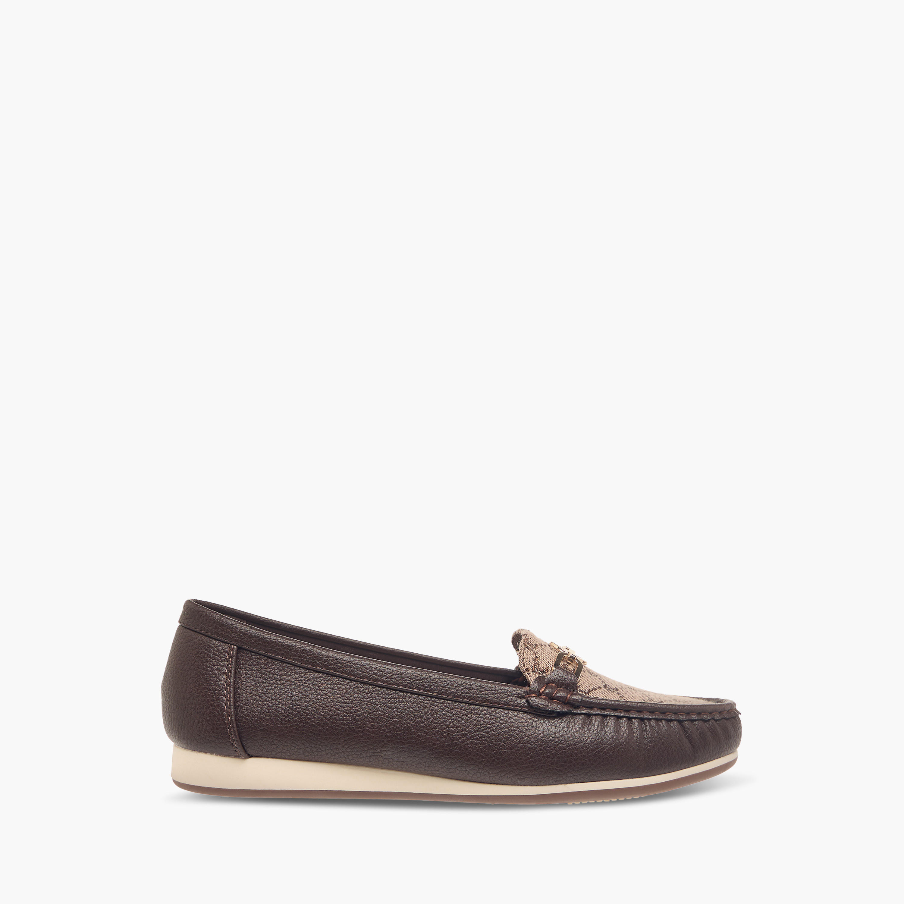 Le Confort Monogram Textured Slip-On Loafers with Metallic Accent-women-shoes-flats-loafers-image-3