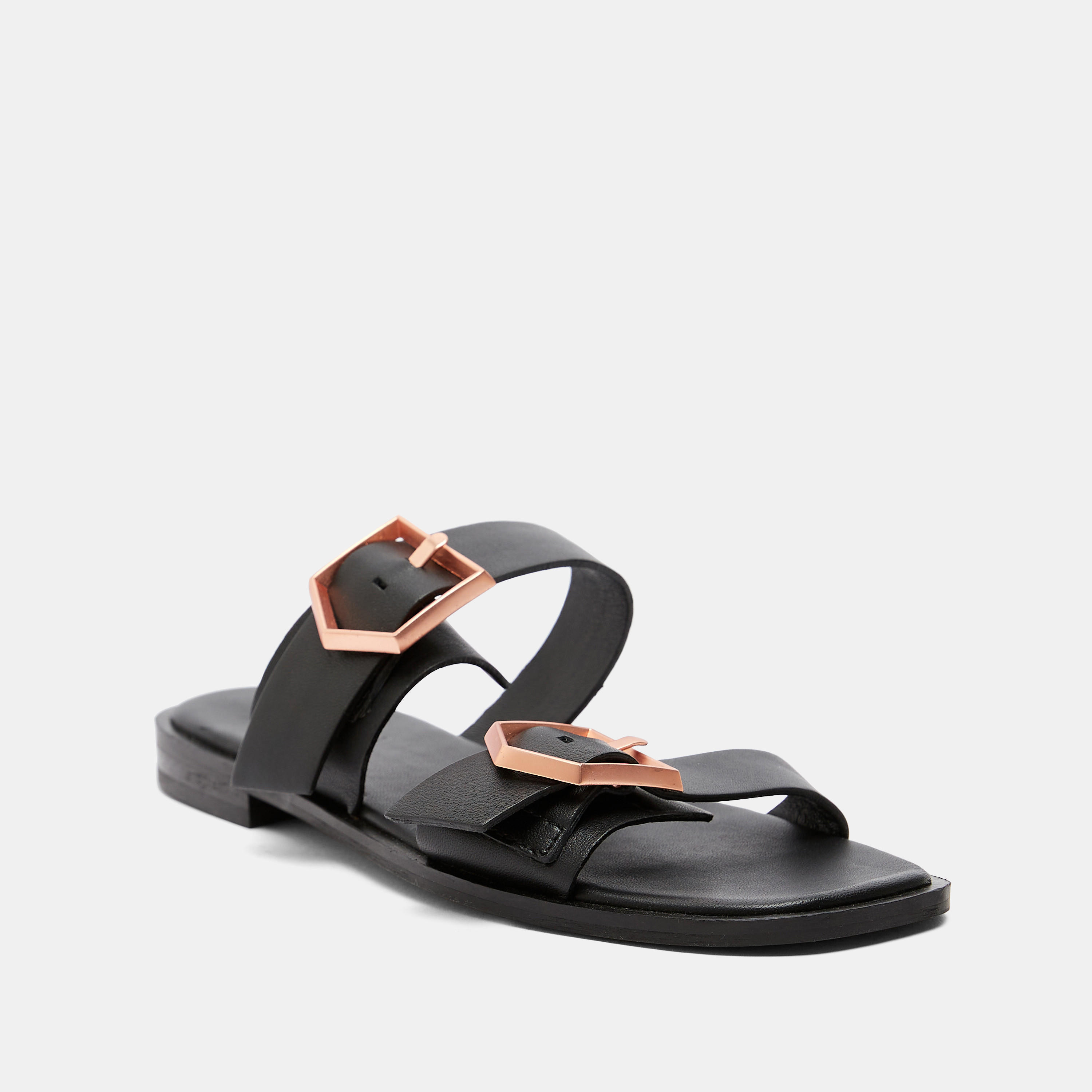 صندل شبشب سهل الارتداء بتزيينات إبزيم-women-shoes-flats-sandals-image-10