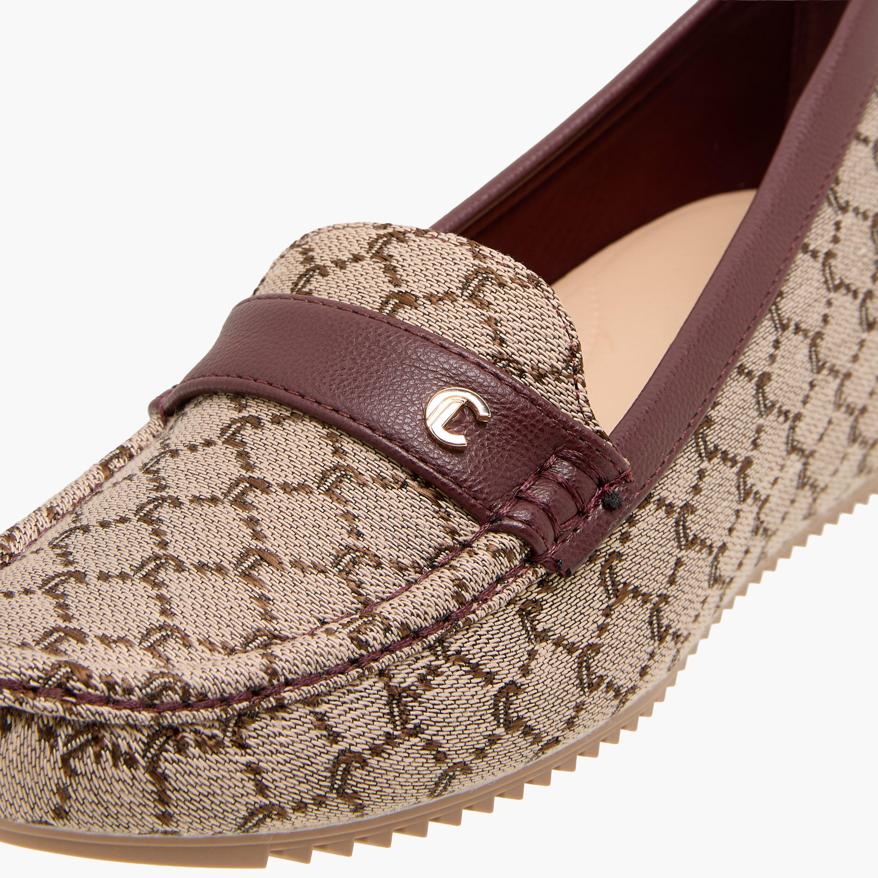 Le Confort Women Jacquard Textured Loafers-women-shoes-loafersandmoccasins-image-4