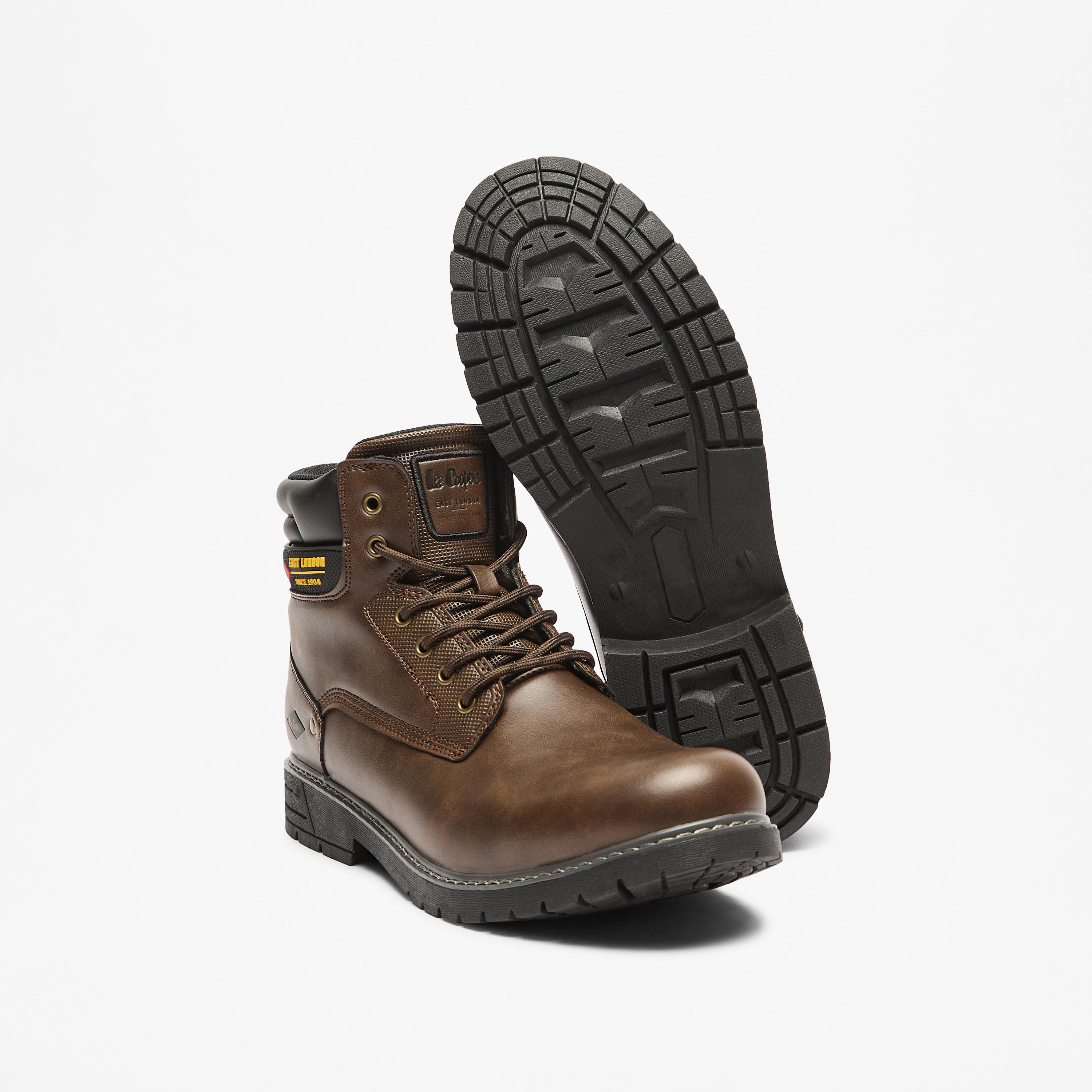 بوت تشوكا برباط إغلاق وتفاصيل شعار للرجال من لي كوبر-men-shoes-boots-image-4