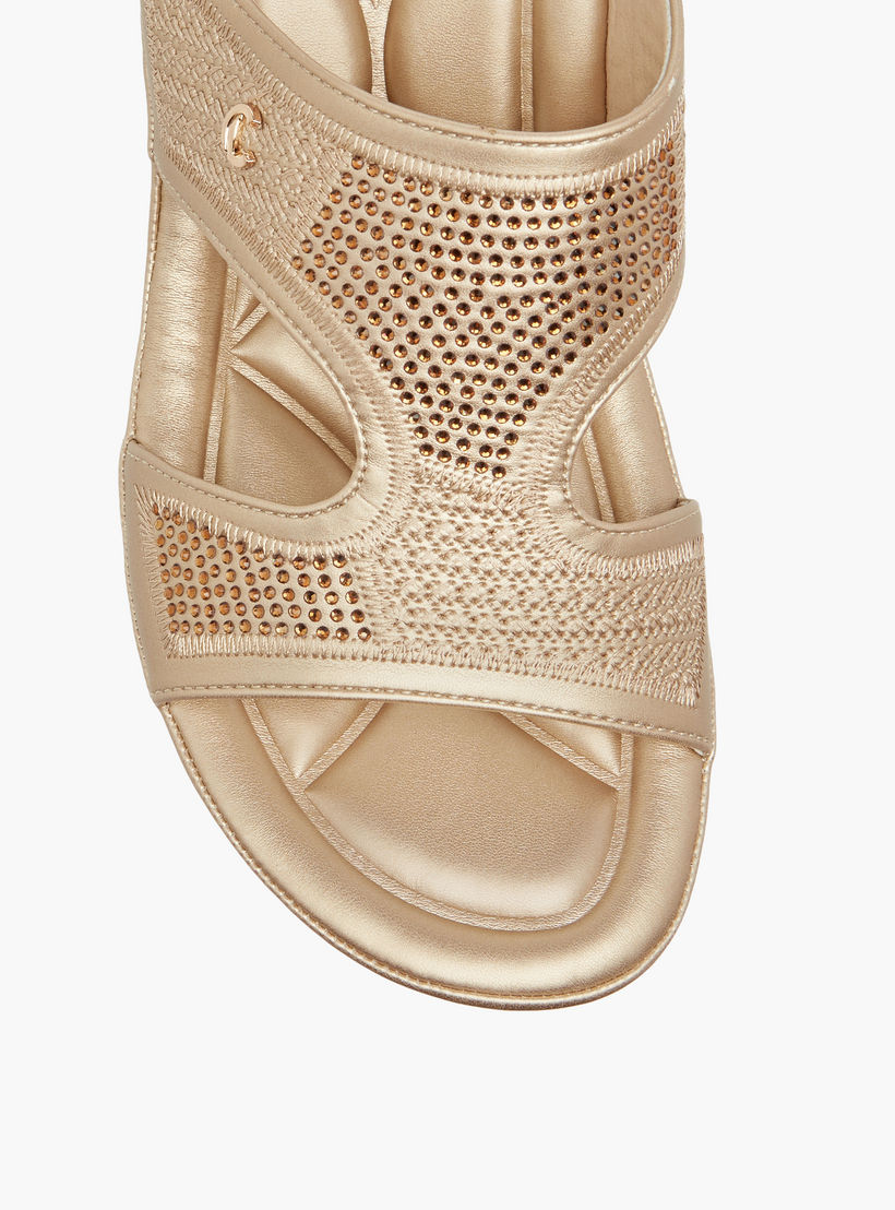 صندل مريح مزين سهل الارتداء بكعب ويدج من لو كونفورت-women-shoes-flats-sandals-image-4