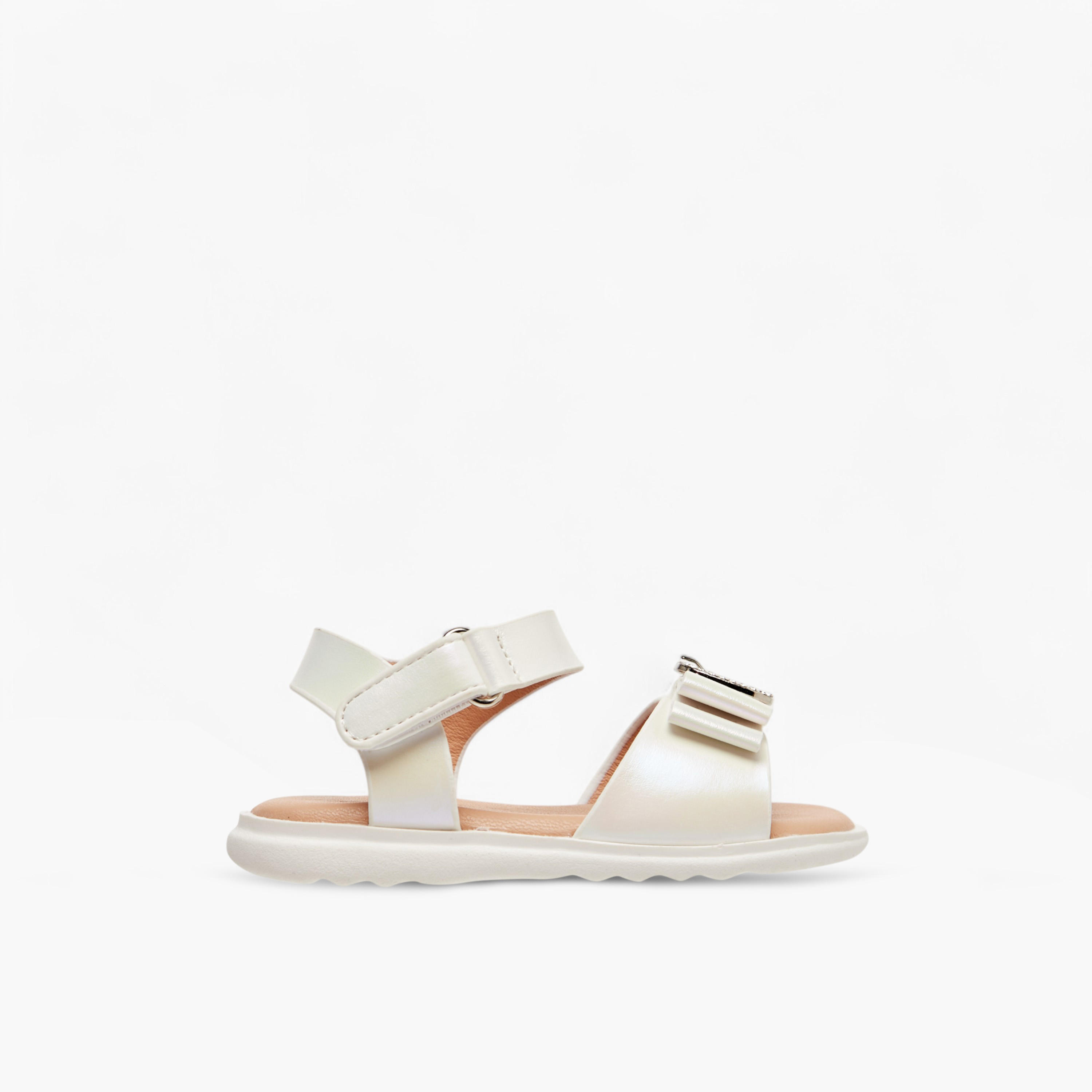 صندل بحزام مزين وشريط إغلاق لاصق من فلورا بيلا-girls-shoes-sandals-image-2