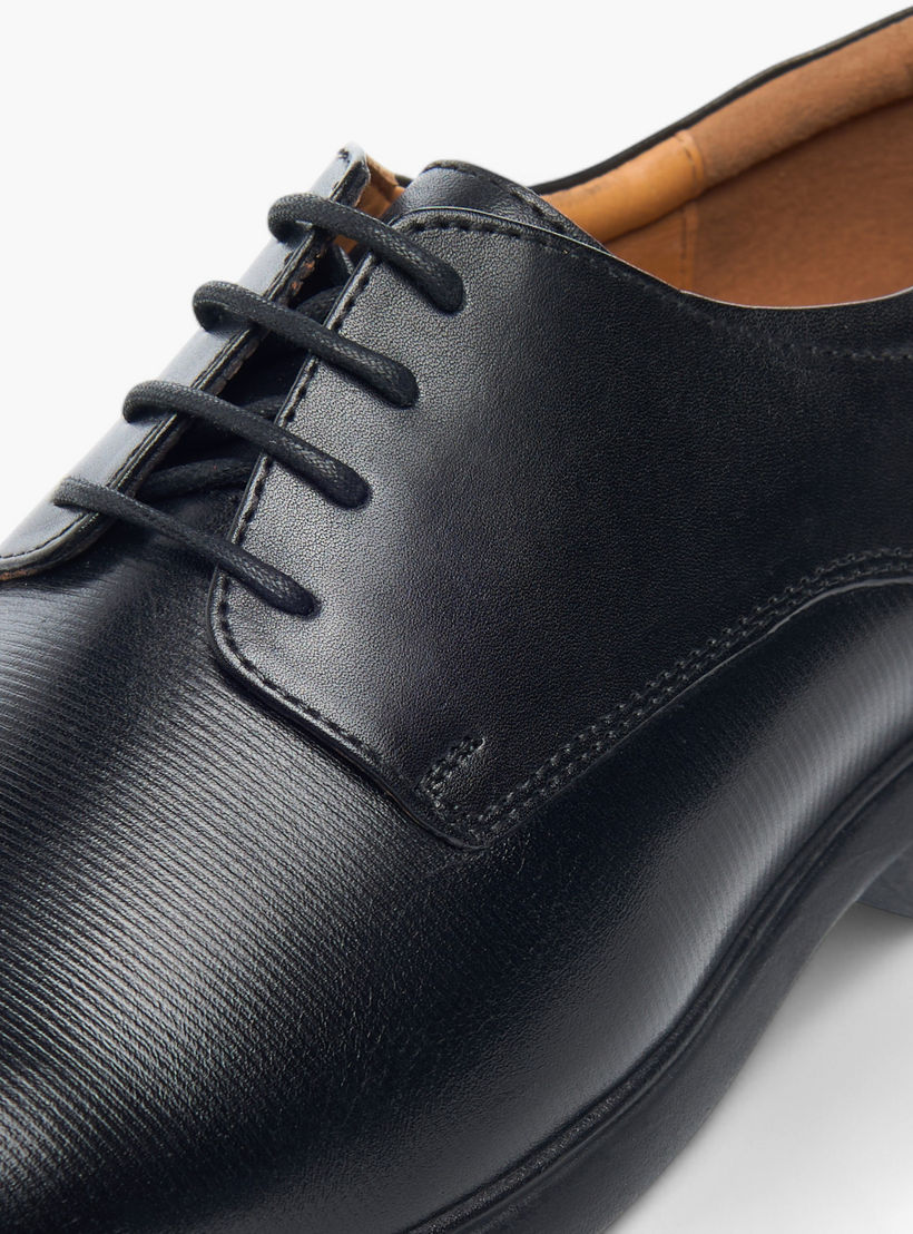 Duchini Men's Leather Textured Lace-Up Derby Shoes-men-shoes-formalshoes-image-4