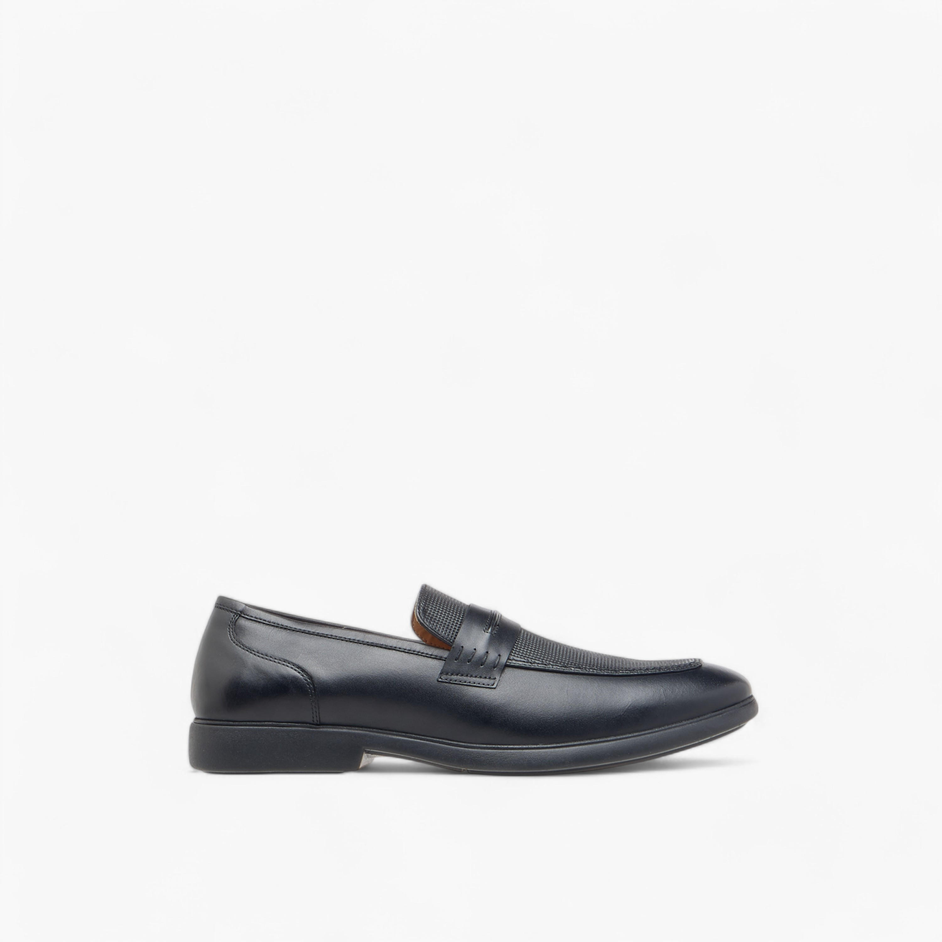 Duchini Men's Leather Textured Slip-On Loafers-men-shoes-formalshoes-image-3