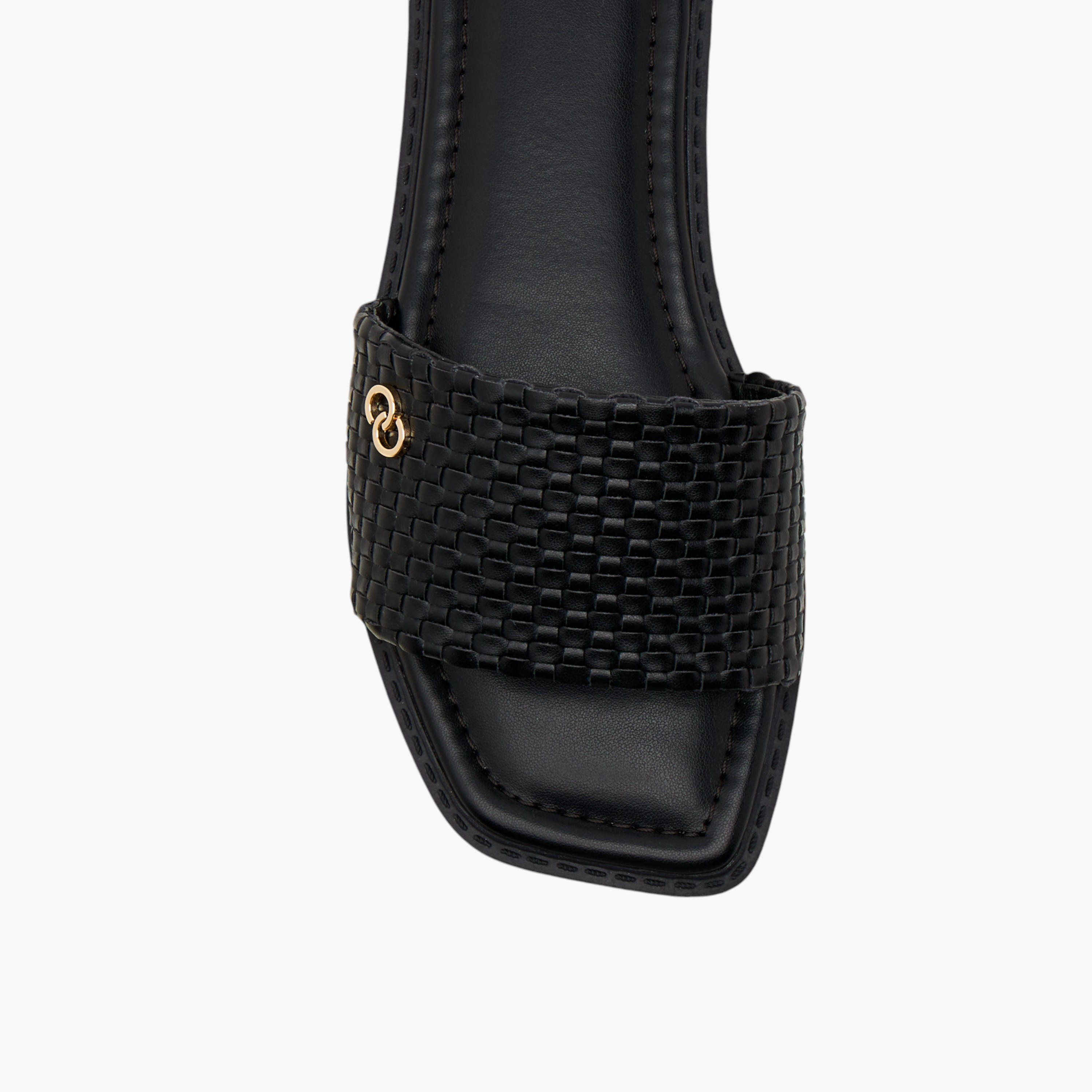 صندل مسطح سهل الارتداء بارز الملمس للنساء من سيليست-women-shoes-flats-sandals-image-4