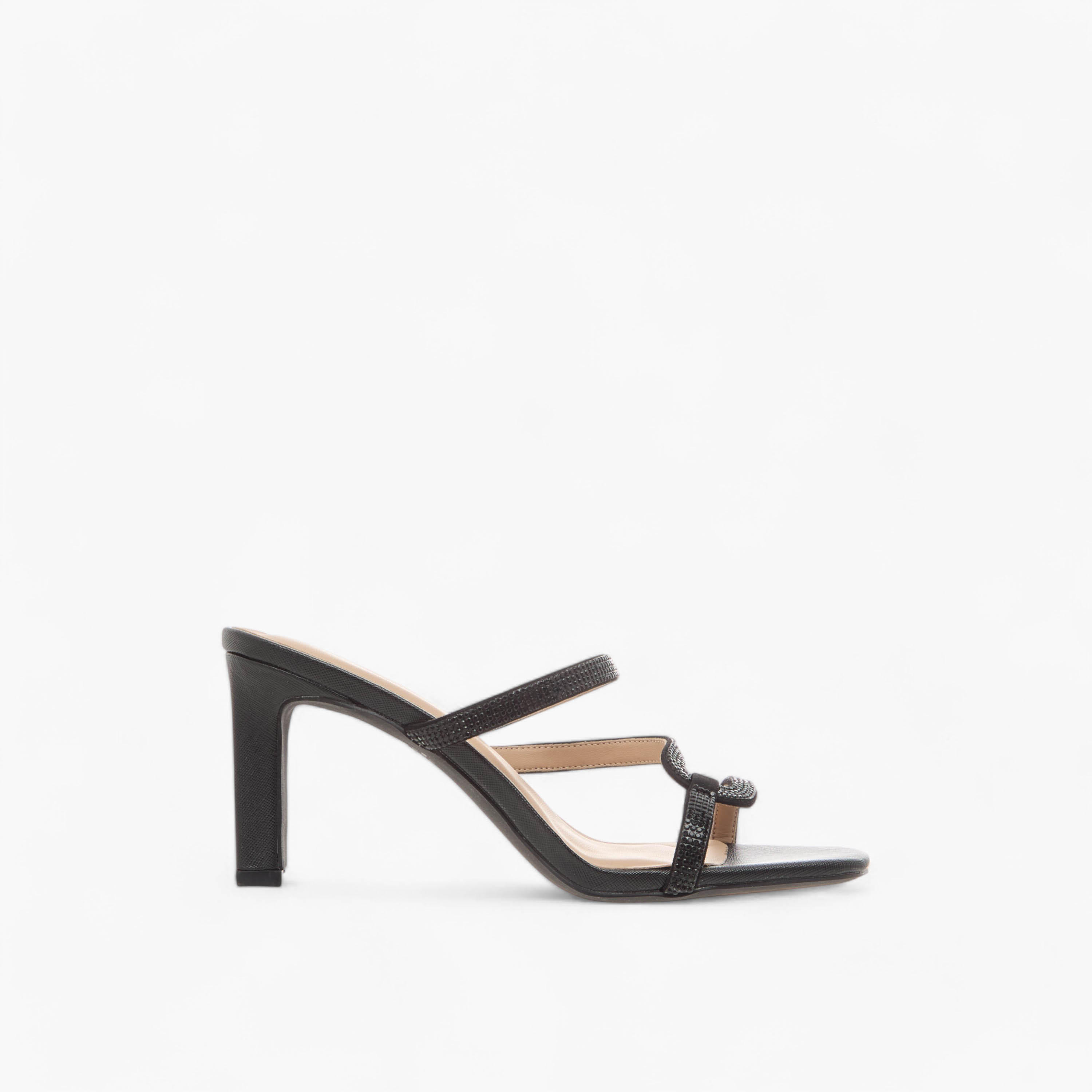 صندل سهل الارتداء مزين بكعب سميك من فلورا بيلا-women-shoes-sandals-heeled-image-3