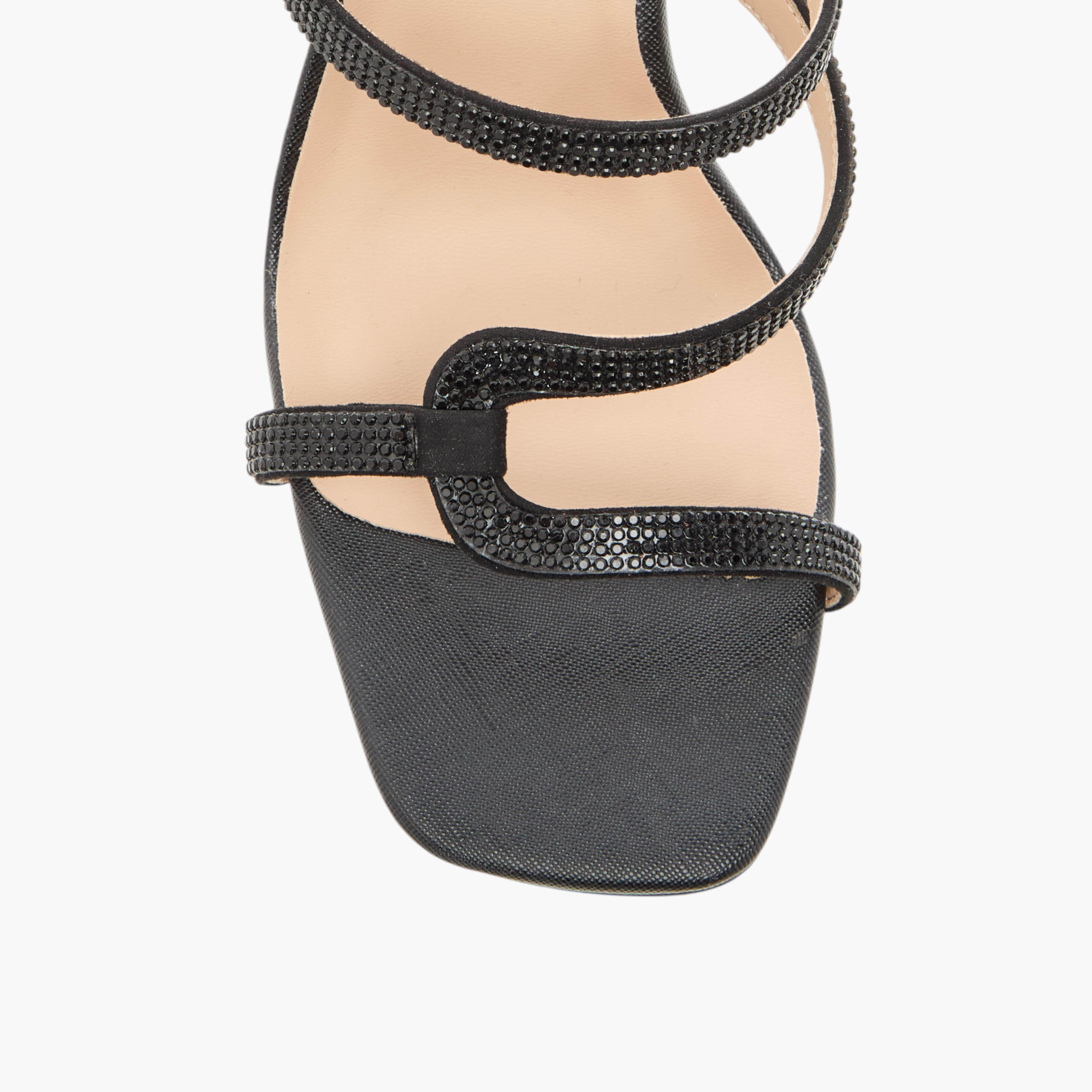 صندل سهل الارتداء مزين بكعب سميك من فلورا بيلا-women-shoes-sandals-heeled-image-4