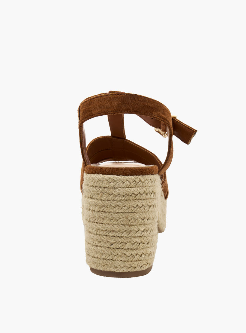 صندل نسائي بكعب بلاتفورم وتصميم عصري من سيليست-women-shoes-sandals-heeled-image-8