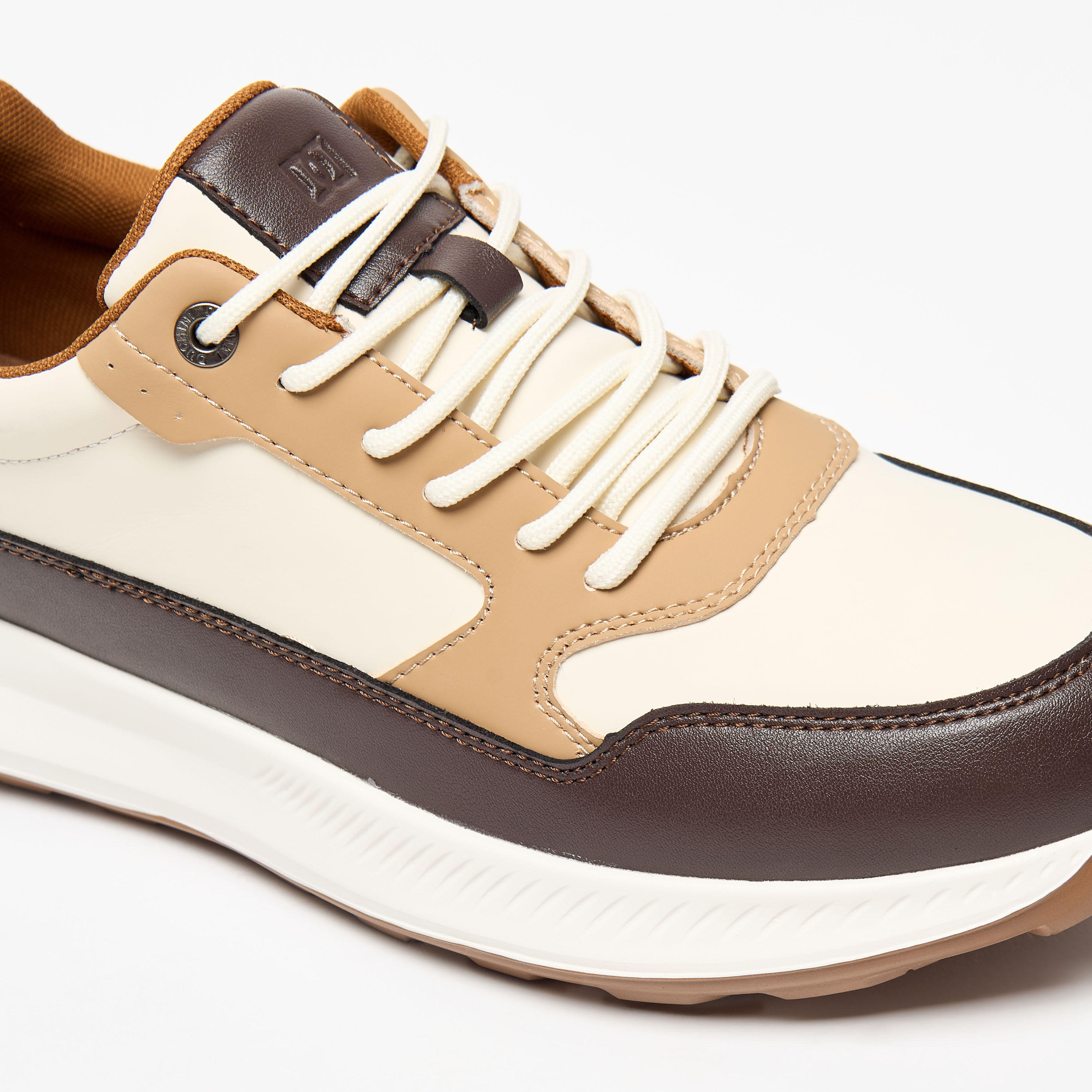حذاء سنيكرز سادة برباط إغلاق للرجال من دوتشيني-men-shoes-sneakers-image-10
