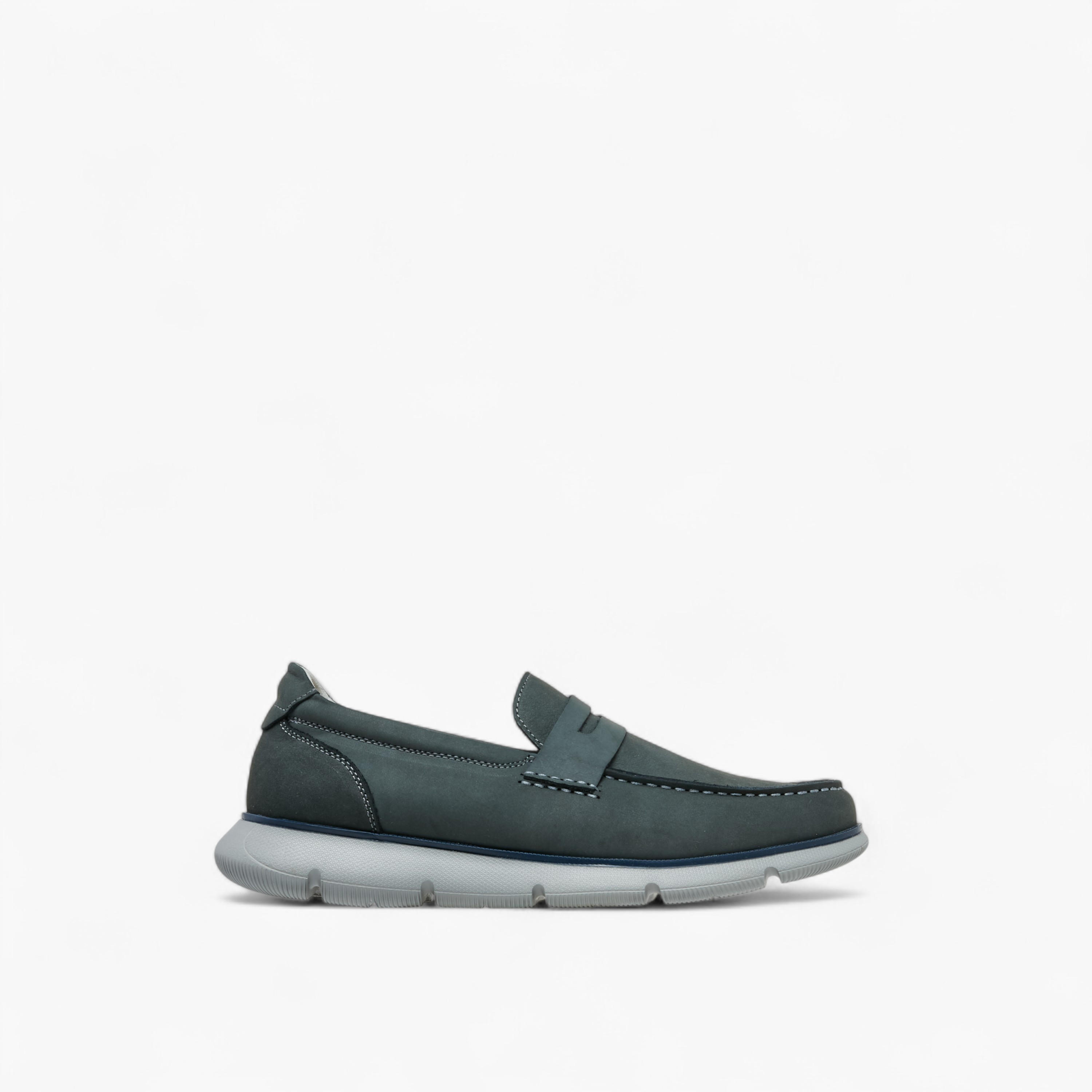 حذاء موكاسين جلد سادة سهل الارتداء من لو كونفورت-men-shoes-loafersandmoccasins-image-3