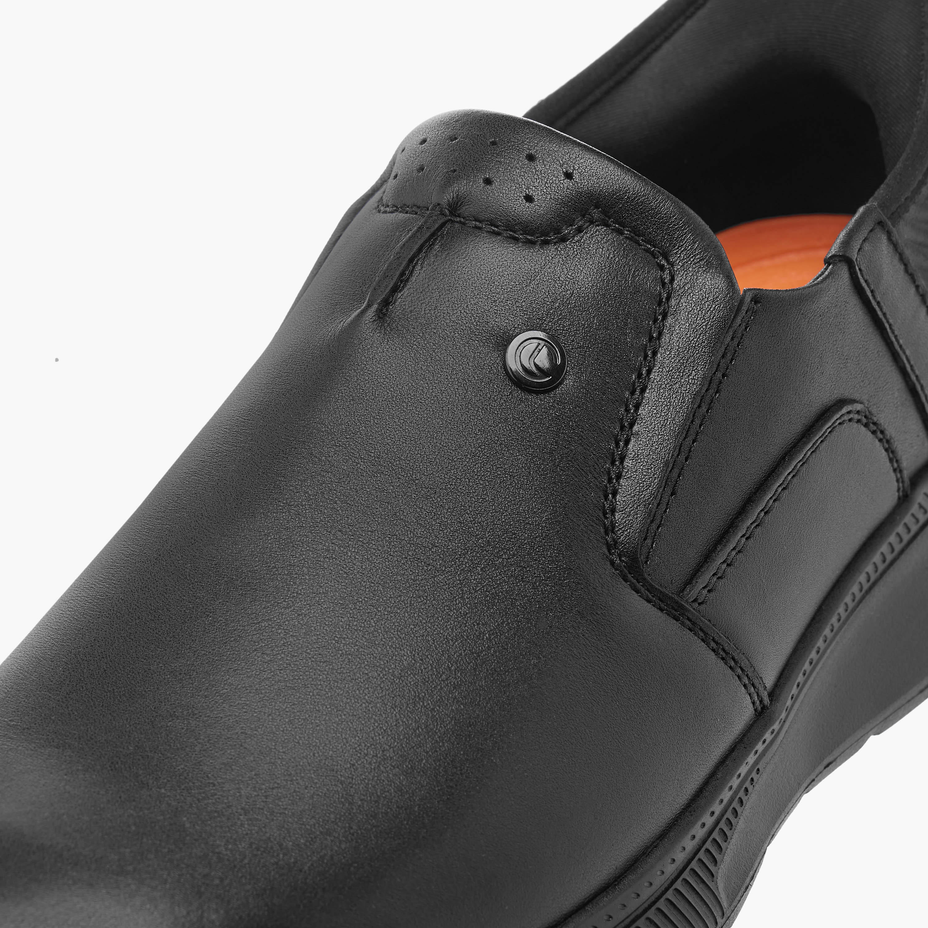 حذاء سهل الارتداء سادة مريح من لو كونفورت-men-shoes-loafersandmoccasins-image-3