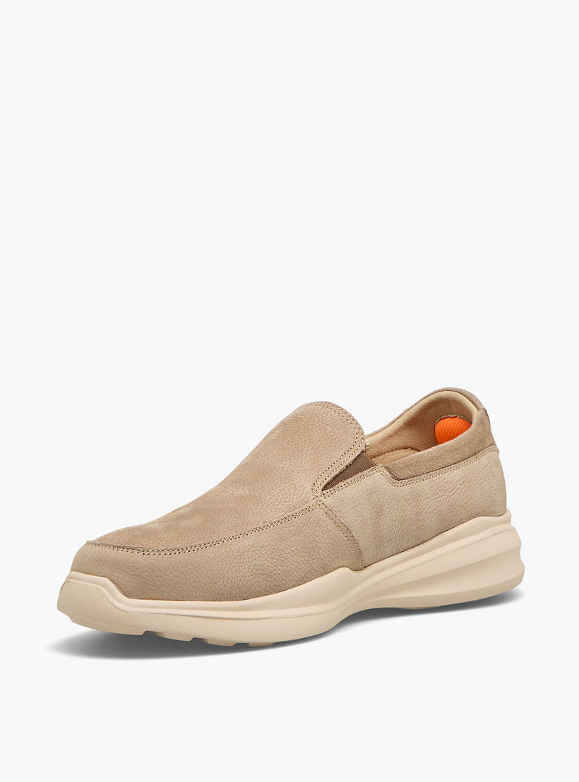 Le Confort Men Slip-On Leather Loafers-men-shoes-formalshoes-image-4