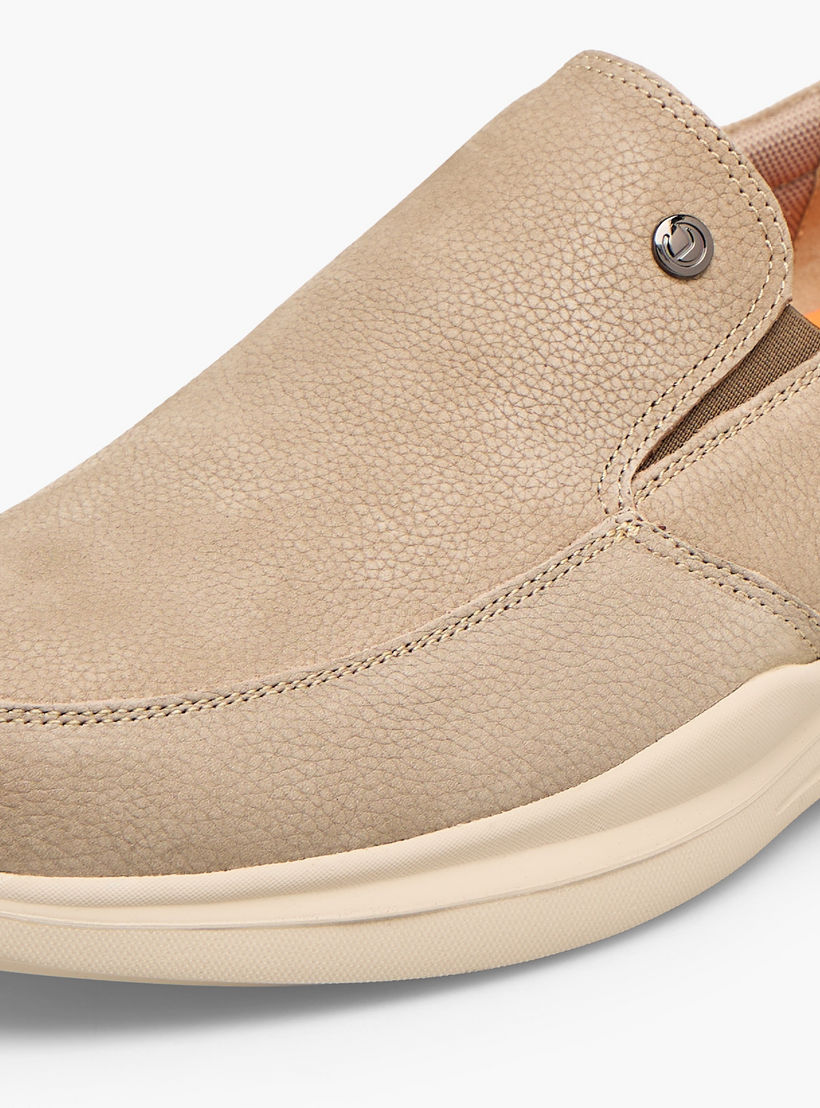 Le Confort Men Slip-On Leather Loafers-men-shoes-formalshoes-image-7