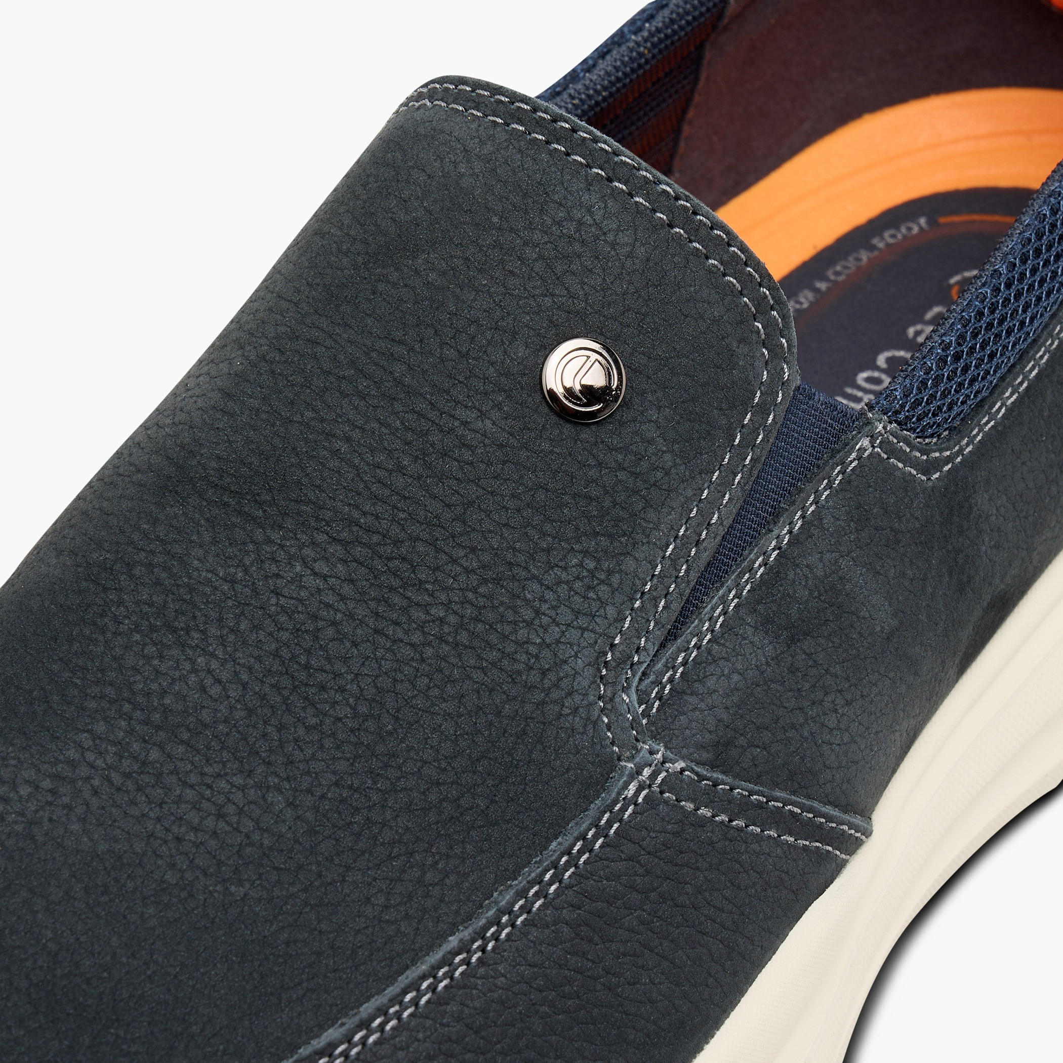 Le Confort Leather Textured Slip-On Loafers-men-shoes-loafersandmoccasins-image-5