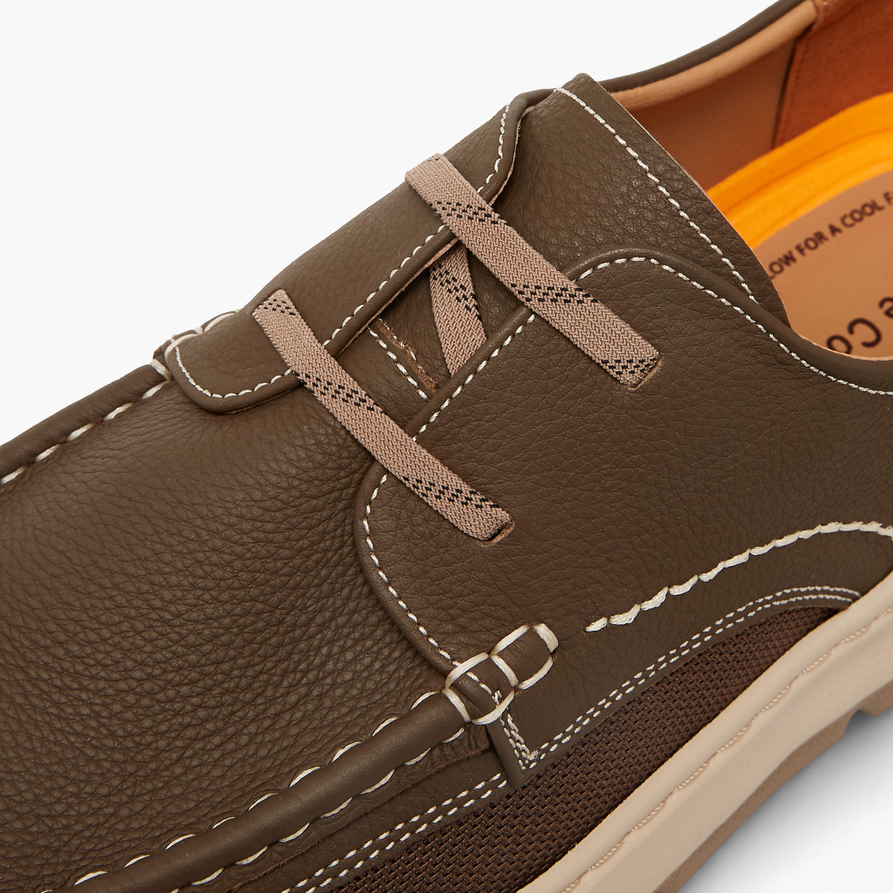 Le Confort Leather Solid Slip-On Sneakers-men-shoes-sneakers-image-4
