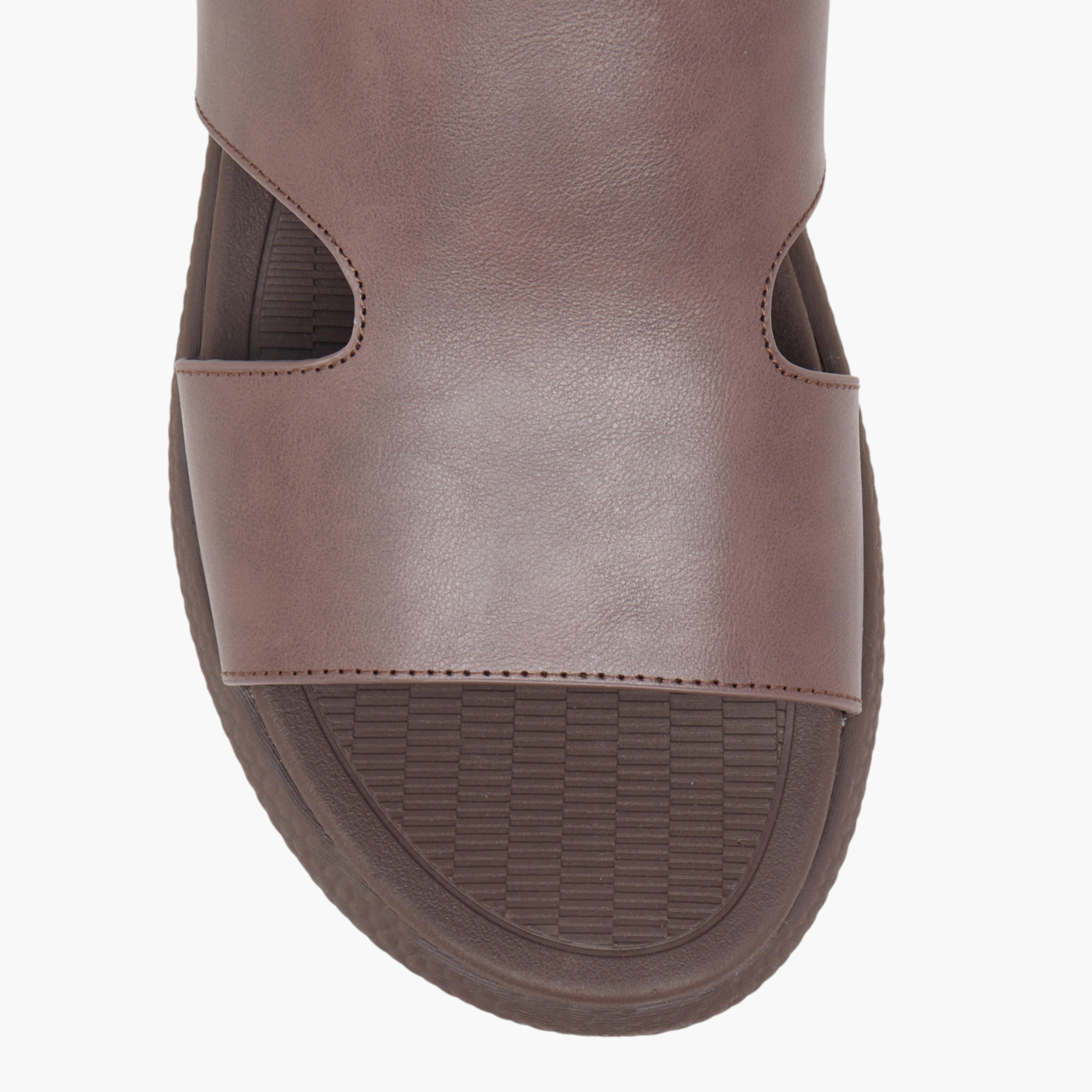 Le Confort Cutout Detail Slip-On Arabic Comfort Sandals-men-shoes-sandals-image-3