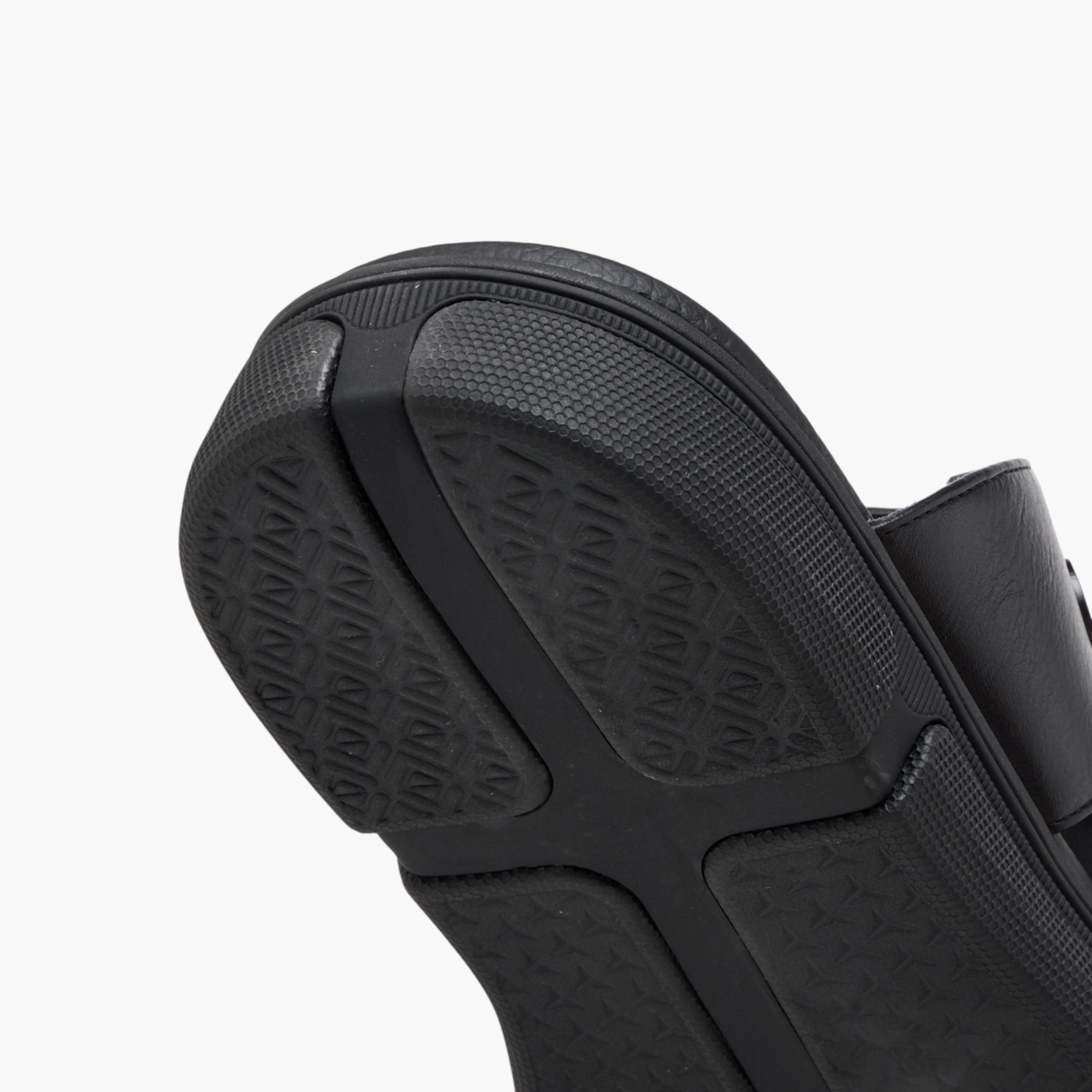 Le Confort Solid Slip-On Comfort Sandals-men-shoes-sandals-image-6