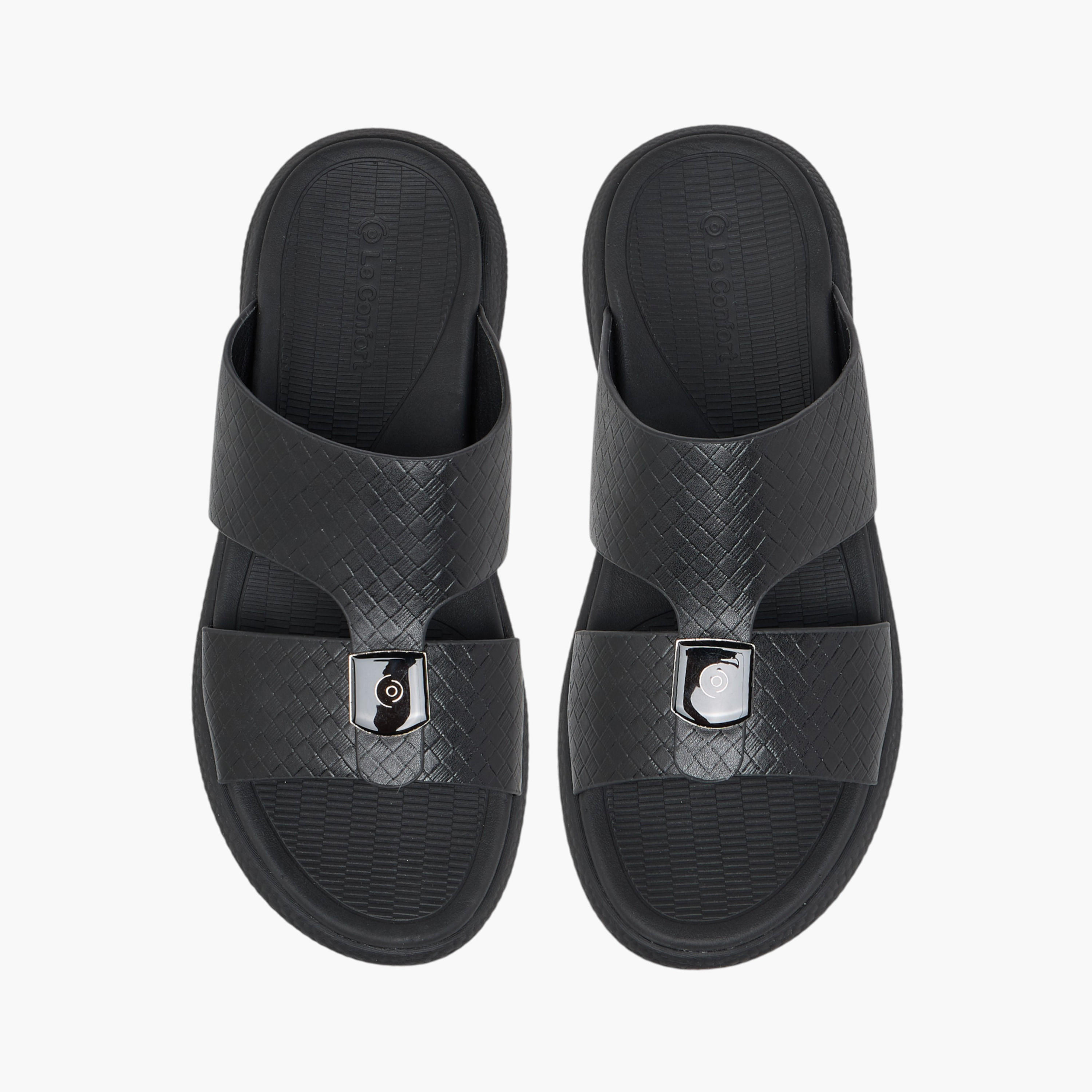 صندل مريح سهل الارتداء وبارز الملمس من لو كونفورت-men-shoes-sandals-image-1