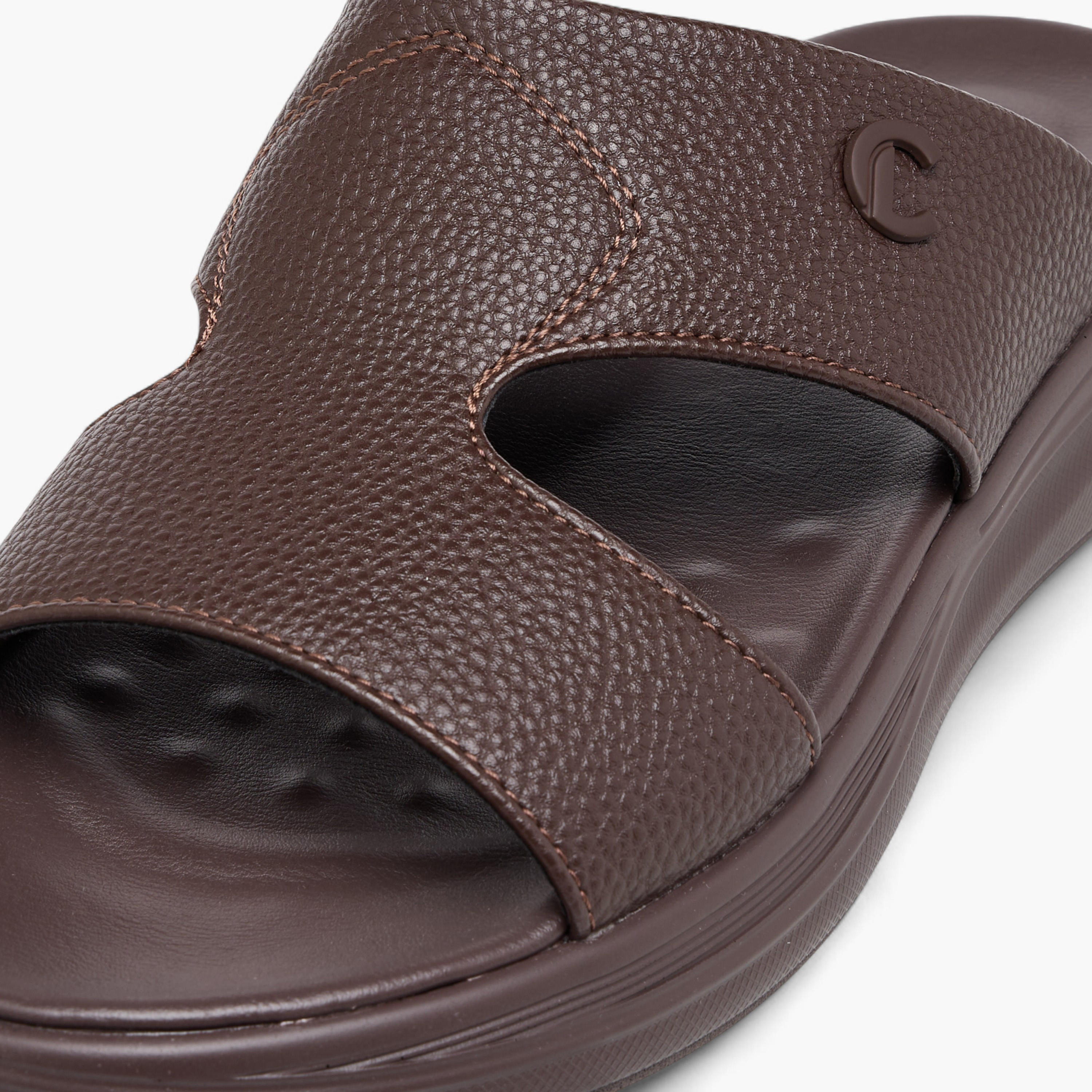 Le Confort Cutout Detail Slip-On Comfort Sandals-men-shoes-sandals-image-4