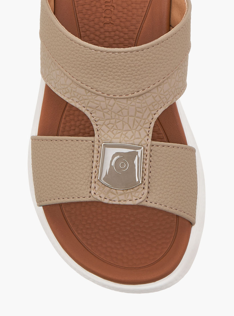 Le Confort Textured Comfort Arabic Sandals with Metal Accent-boys-shoes-sandals-image-4