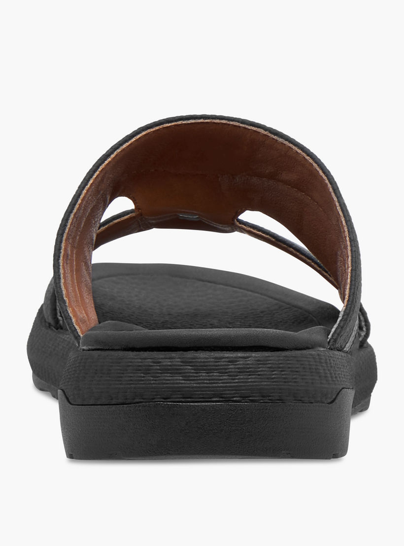 Le Confort Textured Comfort Arabic Sandals with Metal Accent-boys-shoes-sandals-image-4