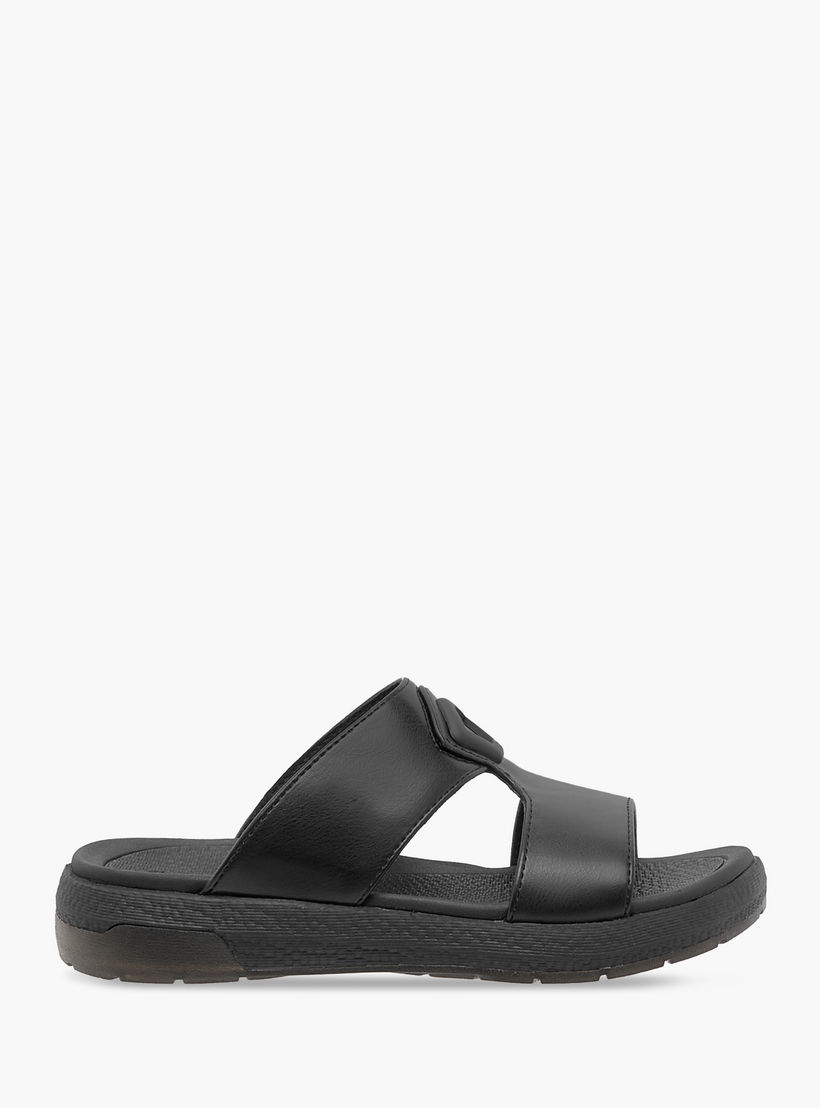 Le Confort Solid Comfort Arabic Sandals with Accent Detail-boys-shoes-sandals-image-2