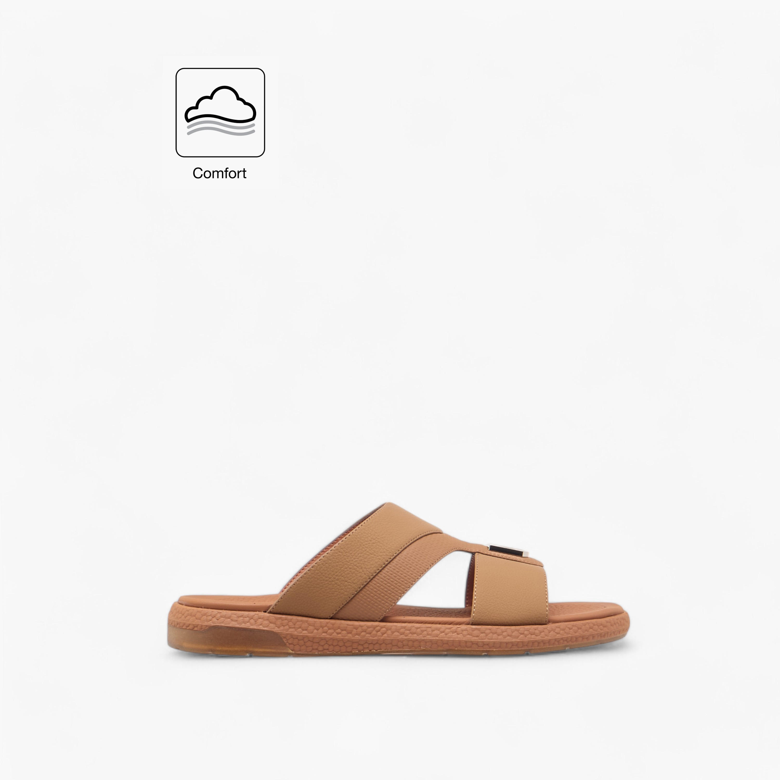 صندل عربي مريح سهل الارتداء بتفاصيل مفرغة من لو كونفورت-men-shoes-sandals-image-7