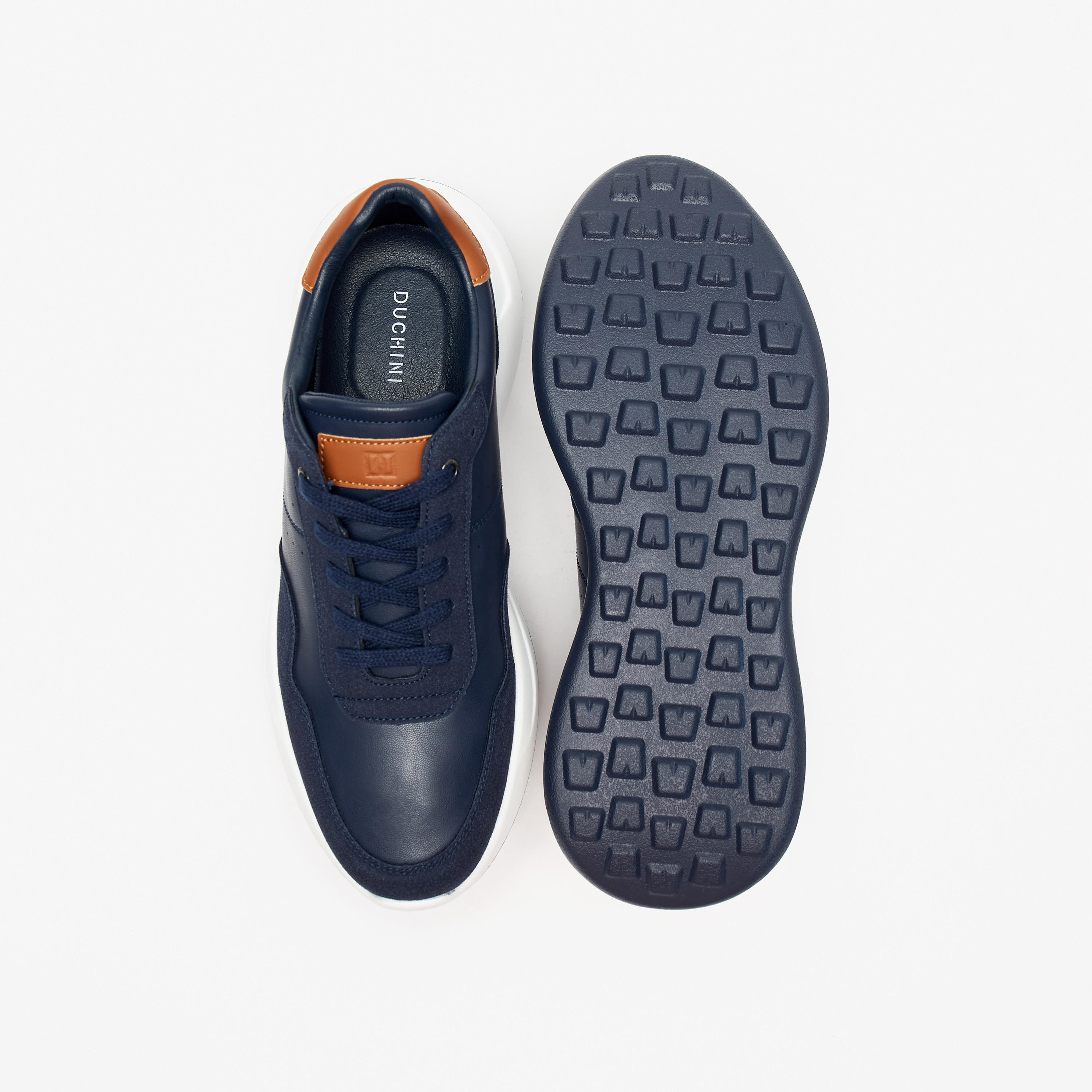 حذاء سنيكرز سادة برباط إغلاق للرجال من كابا-men-shoes-sneakers-image-4