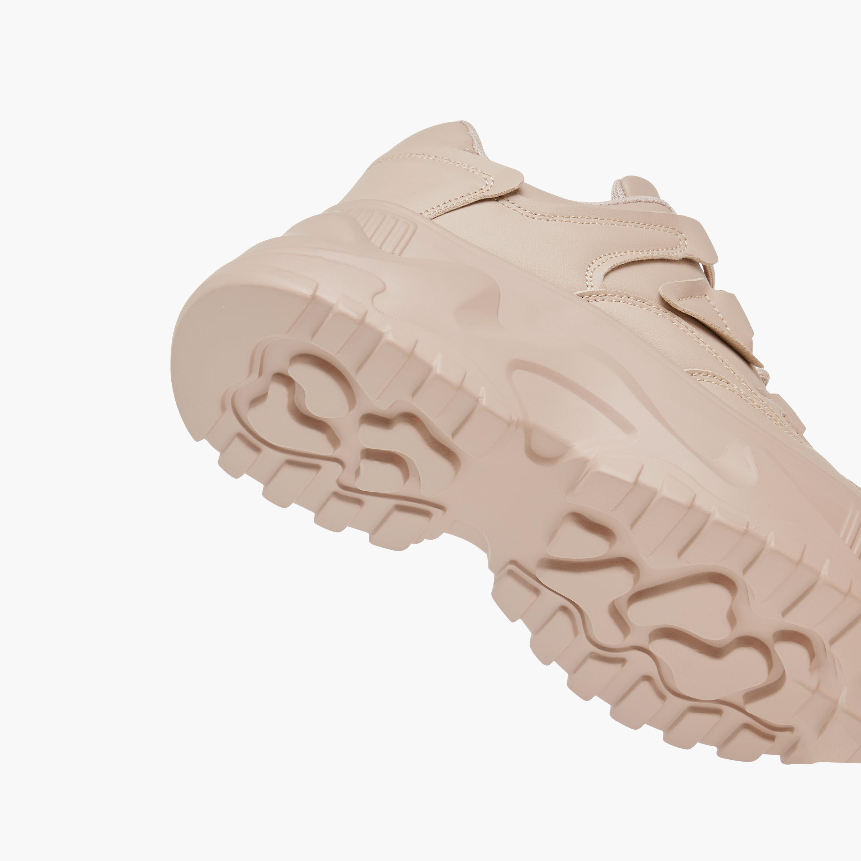 حذاء سنيكرز برباط إغلاق وتفاصيل ثقوب للنساء من سيليست-women-shoes-sneakers-image-10