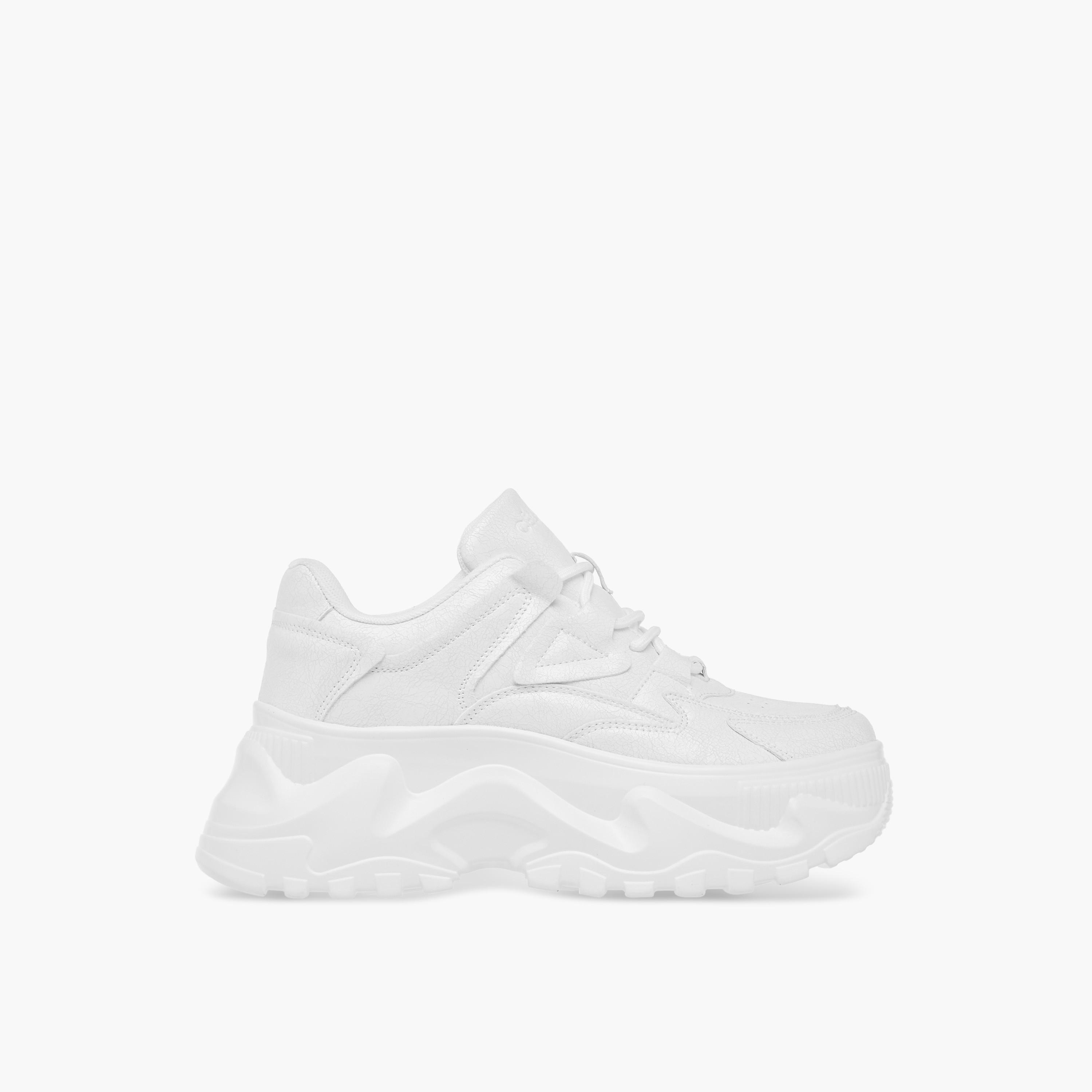 حذاء سنيكرز برباط إغلاق وتفاصيل ثقوب للنساء من سيليست-women-shoes-sneakers-image-3