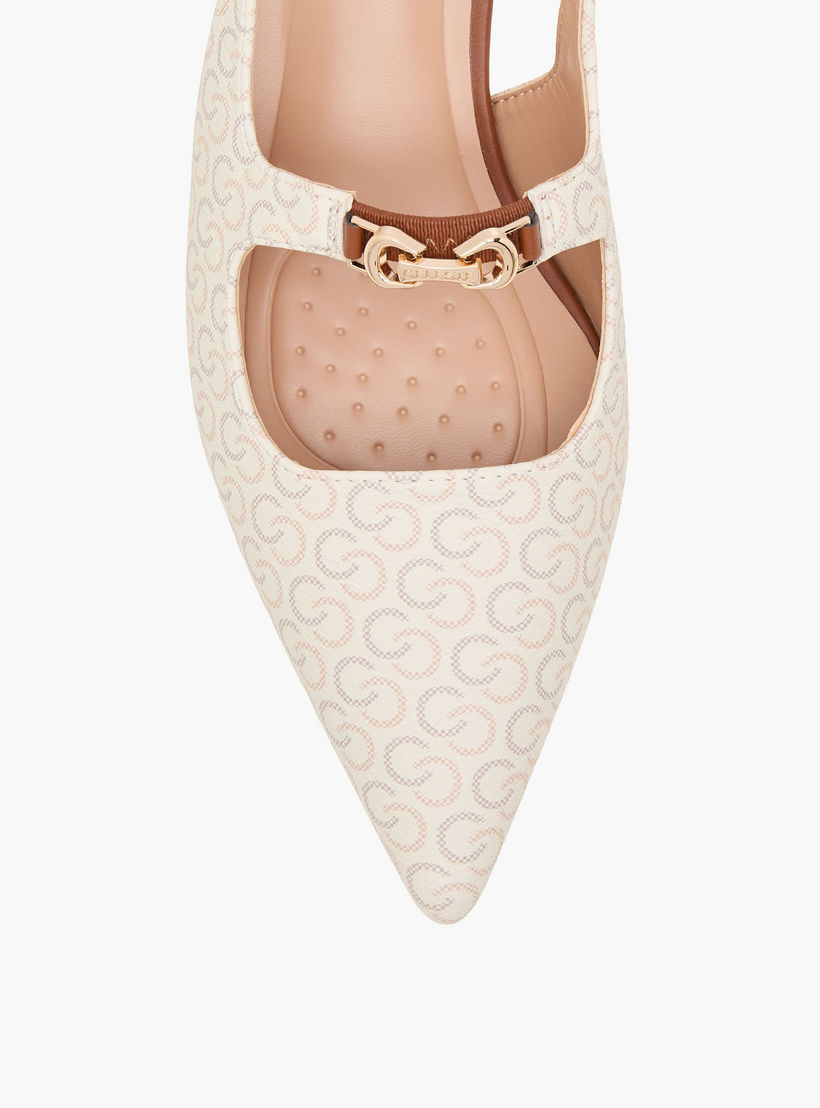 حذاء بطبعات مونوجرام وحزام خلفي وكعب صغير للنساء من سيليست-women-shoes-heels-image-5