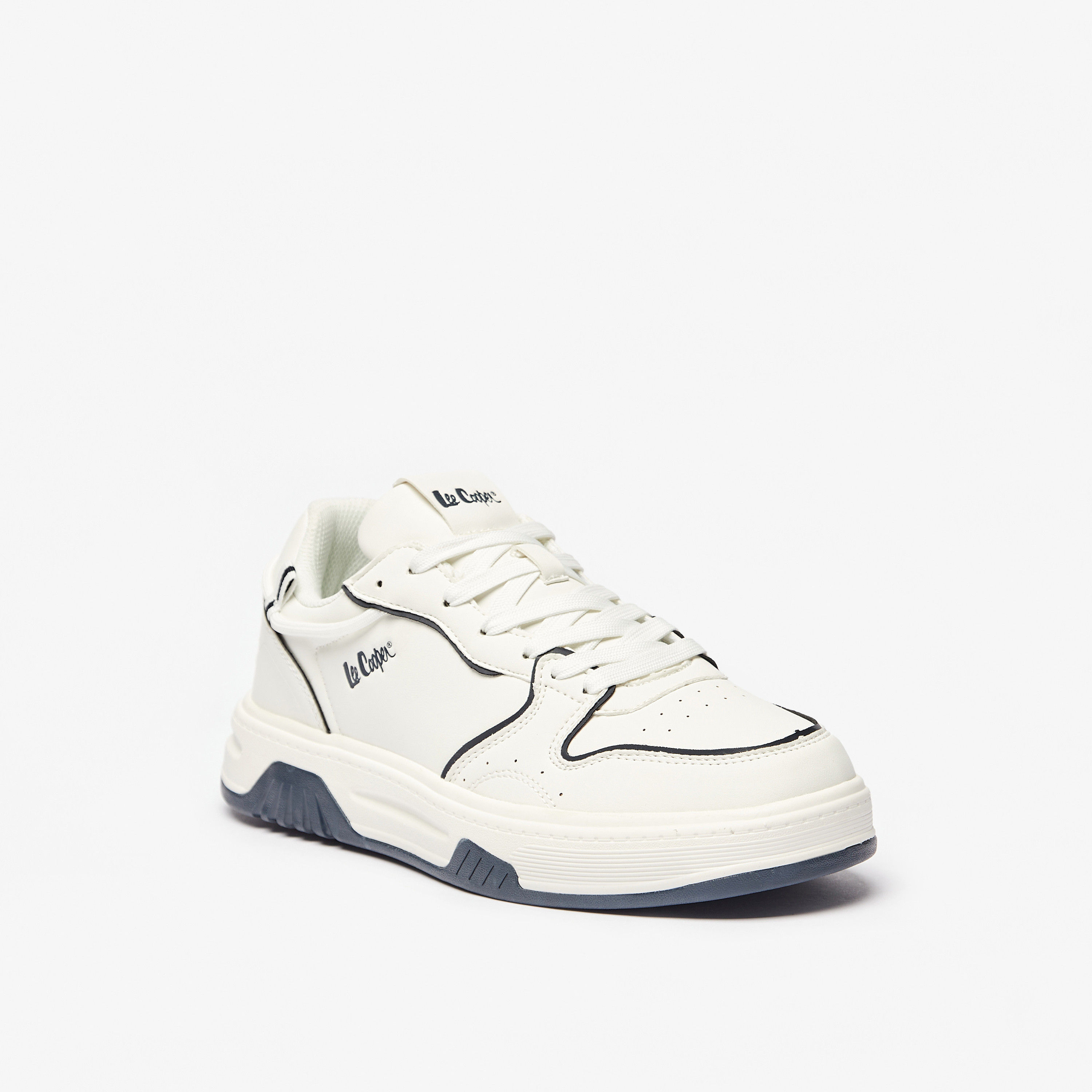 حذاء سنيكرز بألواح ورباط إغلاق للرجال من لي كوبر-men-shoes-sneakers-image-1