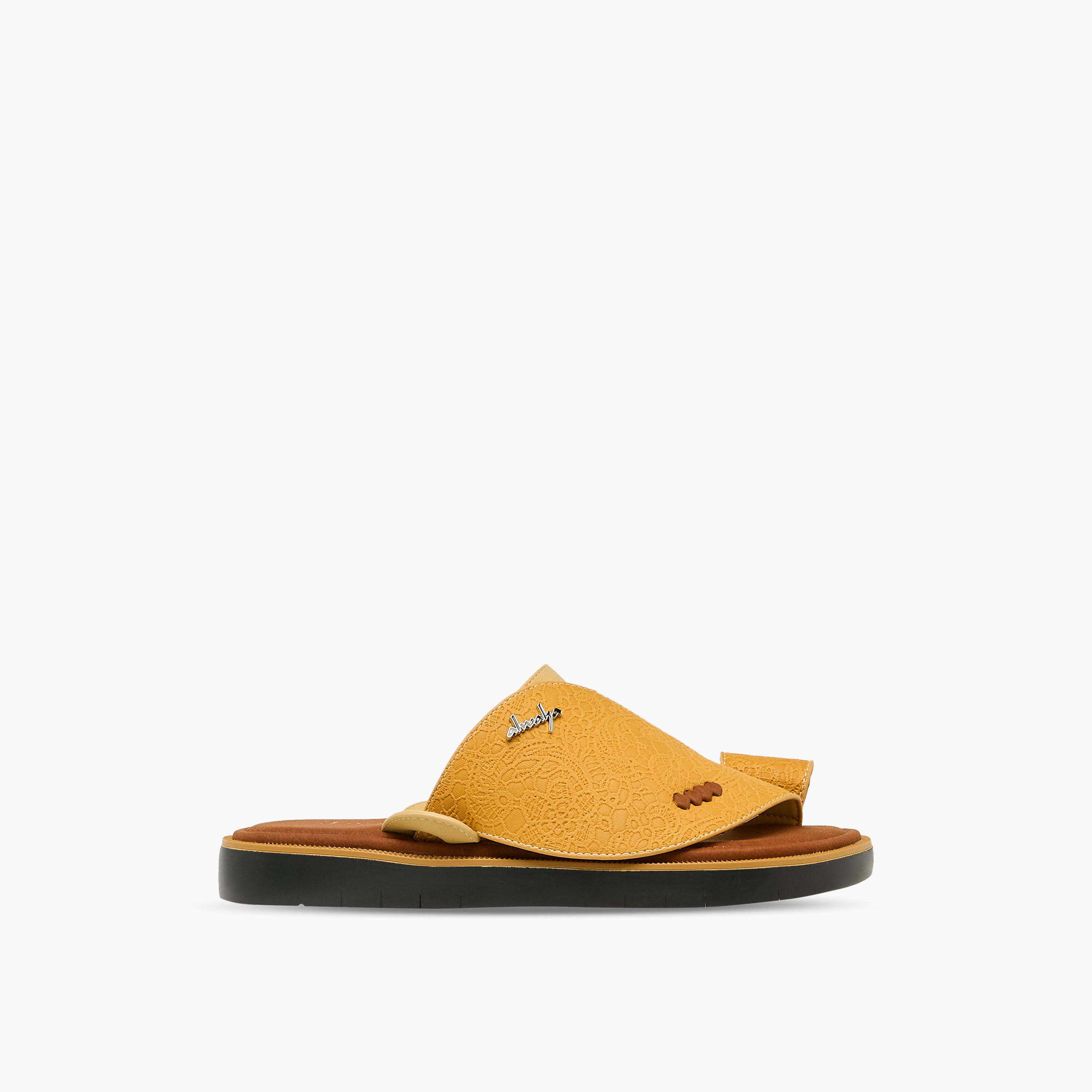 صندل بتفاصيل حلقة أصبع للرجال من الواحة-men-shoes-sandals-image-3