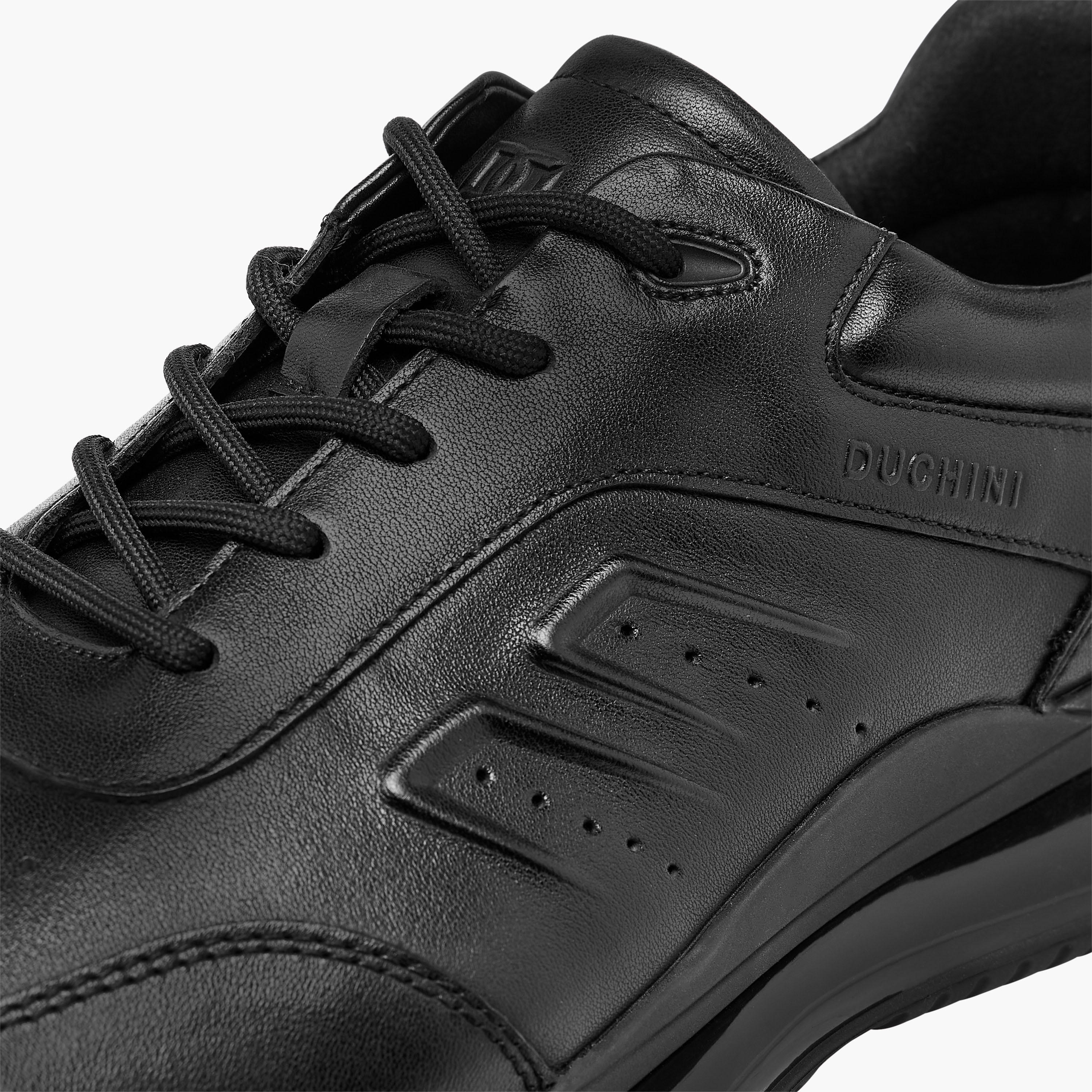 حذاء سنيكرز جلد برباط وألواح للرجال من دوتشيني-men-shoes-sneakers-image-4