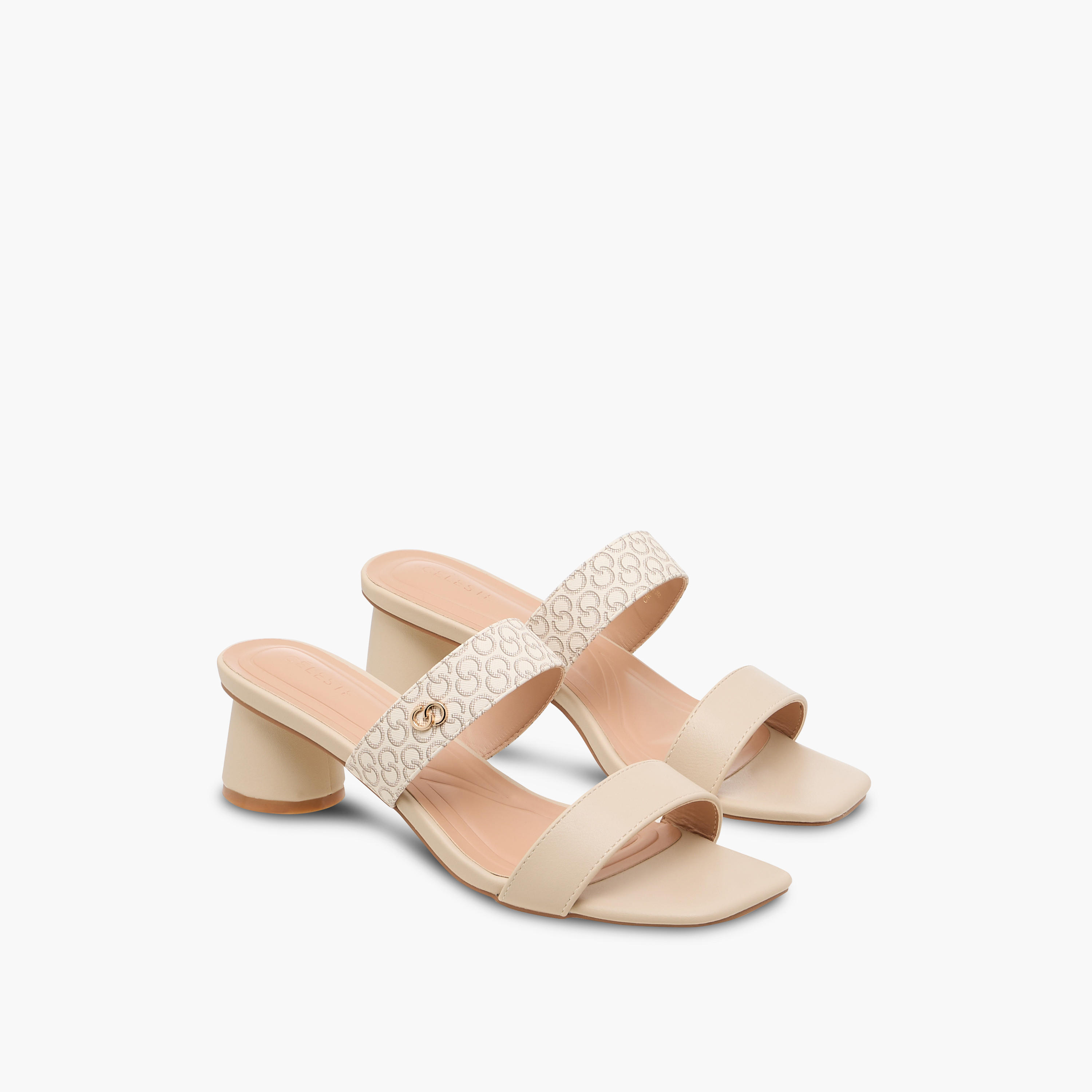 صندل سهل الارتداء بكعب سميك وطبعات مونوجرام للنساء من سيليست-women-shoes-sandals-heeled-image-1
