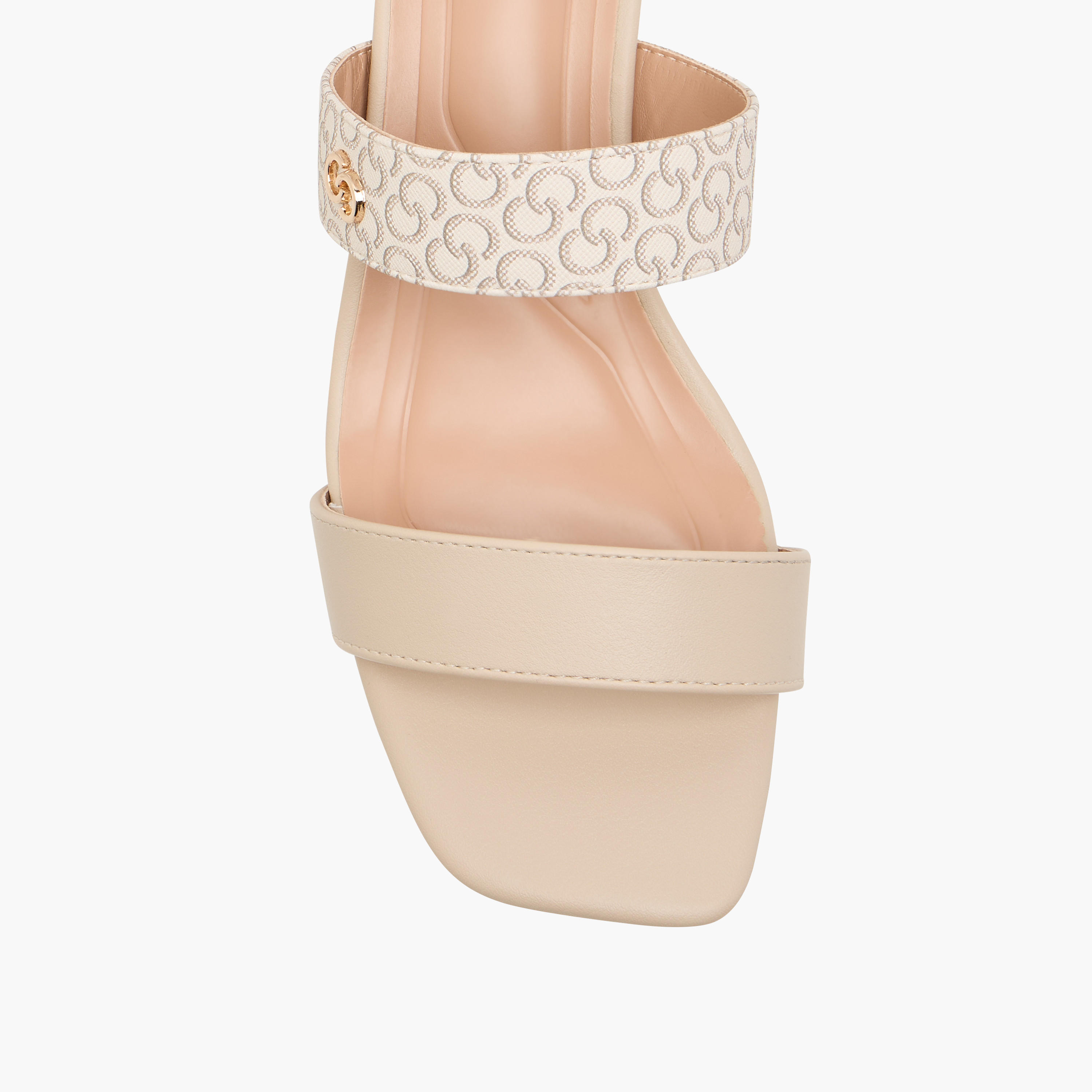 صندل سهل الارتداء بكعب سميك وطبعات مونوجرام للنساء من سيليست-women-shoes-sandals-heeled-image-4