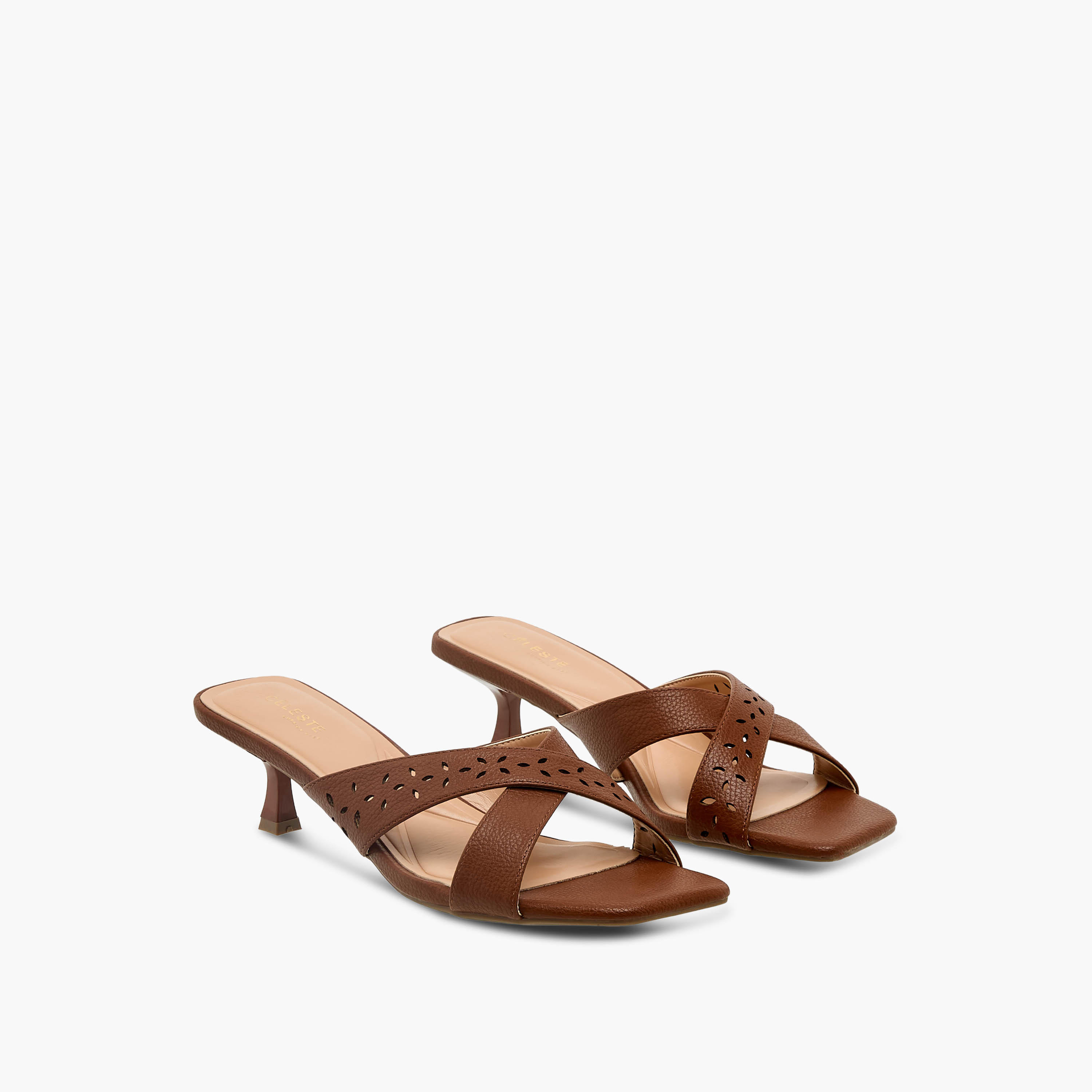 صندل بكعب مدبب وحزام متقاطع للنساء من سيليست-women-shoes-sandals-heeled-image-1